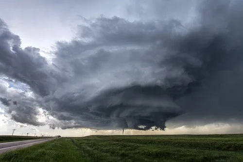 Recognizing the Factors Leading to Severe Weather Outbreak 