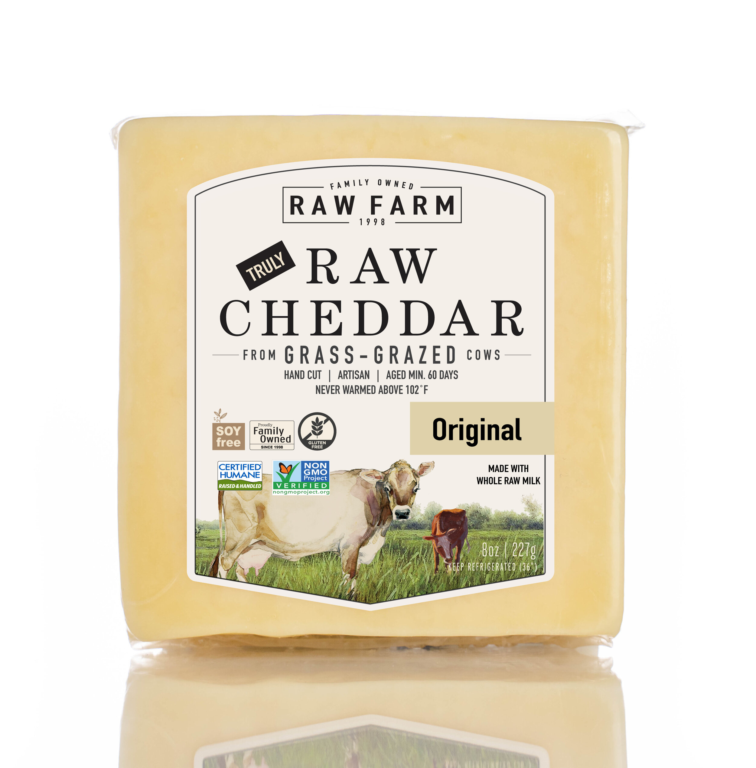 RAW FARM_RawCheddar_8oz_picture.jpeg