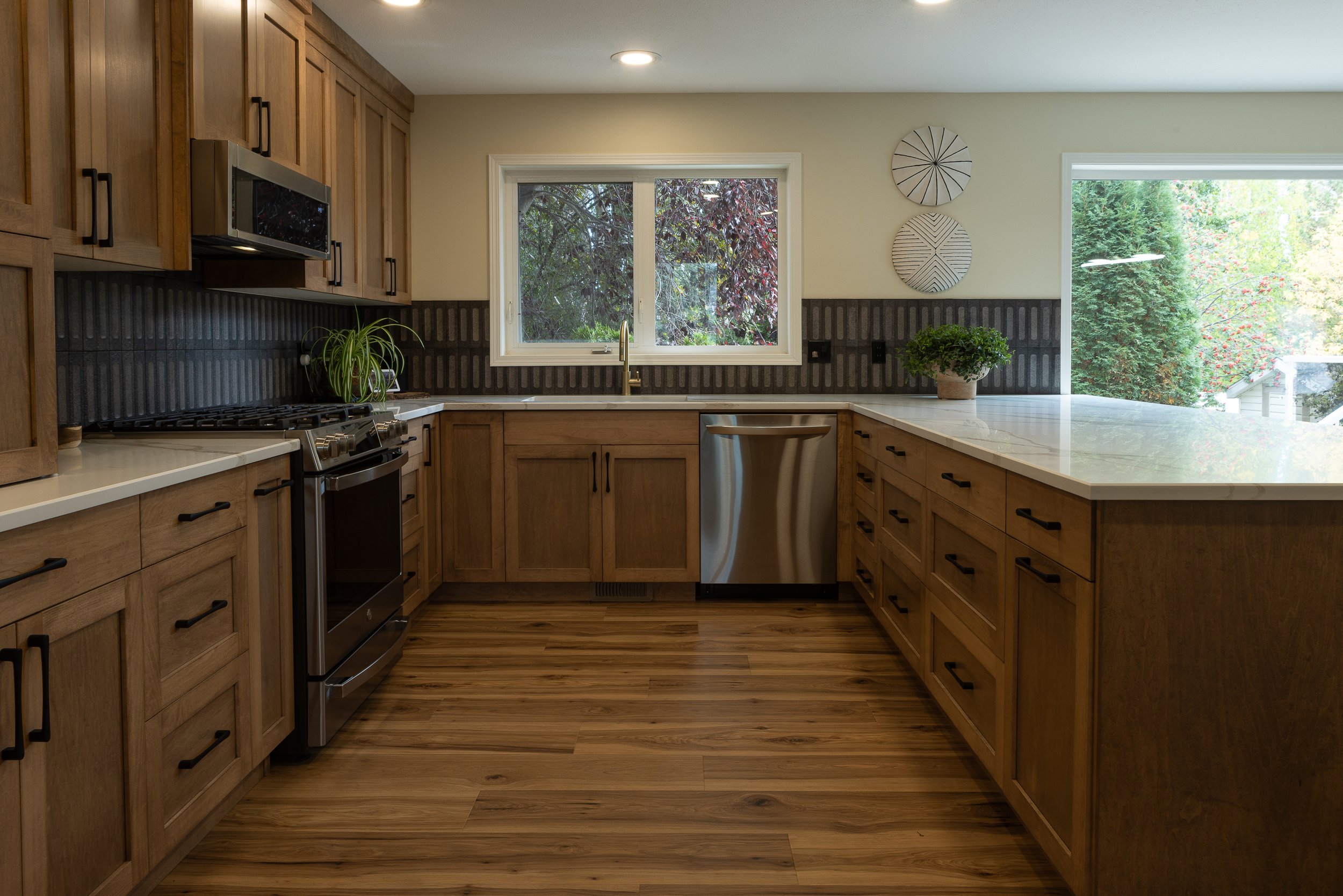 maple cabinets with hardwood floor