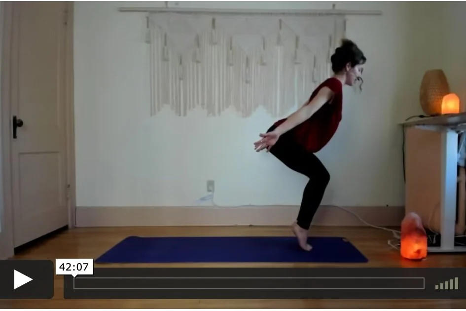 (42 min YOGA) Flow to Move Stagnation &amp; Build Heat w/ Amanda Helen