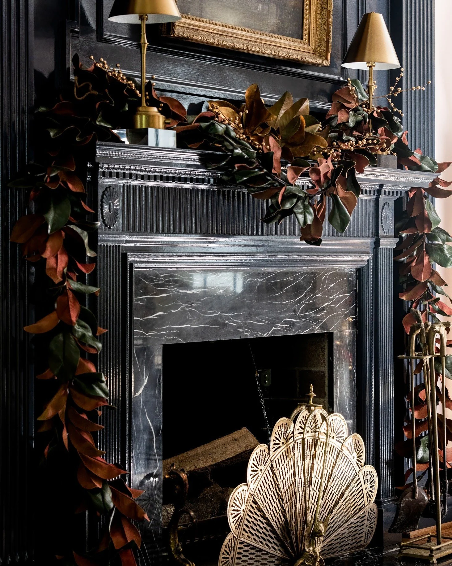 A decorated holiday mantel sets the stage for the season.

Be sure to check out the full Southern Living @southernlivingmag article. The link is in my bio

📸 by @laurenchambers_interiorsphoto
&bull;
&bull;
&bull;
&bull;
#whitneydurhaminteriors #atla