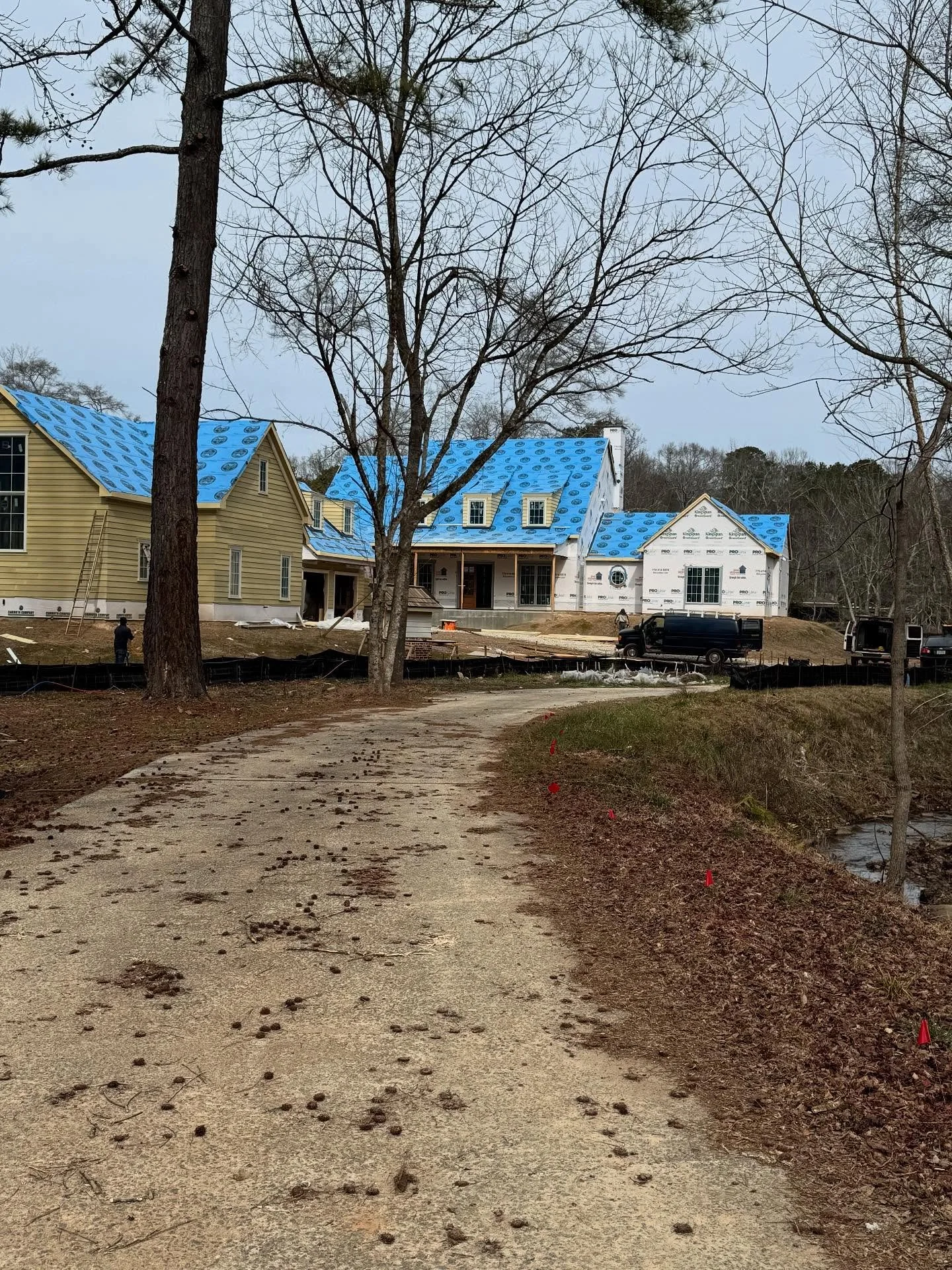Loved seeing the progress with this client&rsquo;s beautiful home on the Chattahoochee River! Can&rsquo;t wait to see it finished! 
&bull;
&bull;
&bull;
Architecture @garrettdanielarchitecture 
Builder #synergybuilders 
Interiors @whitneydurhaminteri