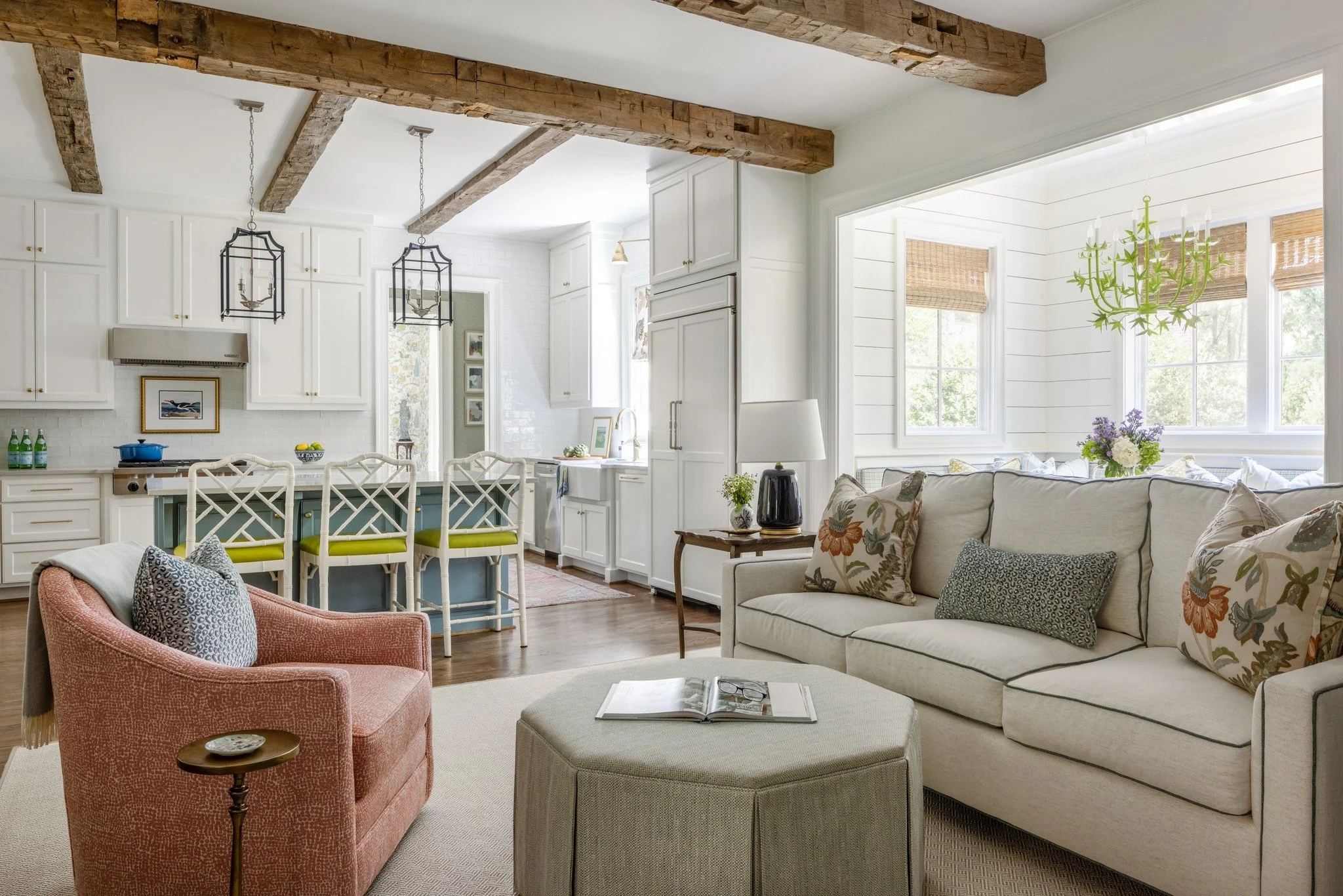 Schools out and we've found the perfect space for everyone to gather and hangout this summer! 

📸 @laurenchambers_interiorsphoto 

&bull;
&bull;
&bull;
&bull;
#whitneydurhaminteriors #atlantainteriors #atlantainteriordesigner #edesign #edesigner #in