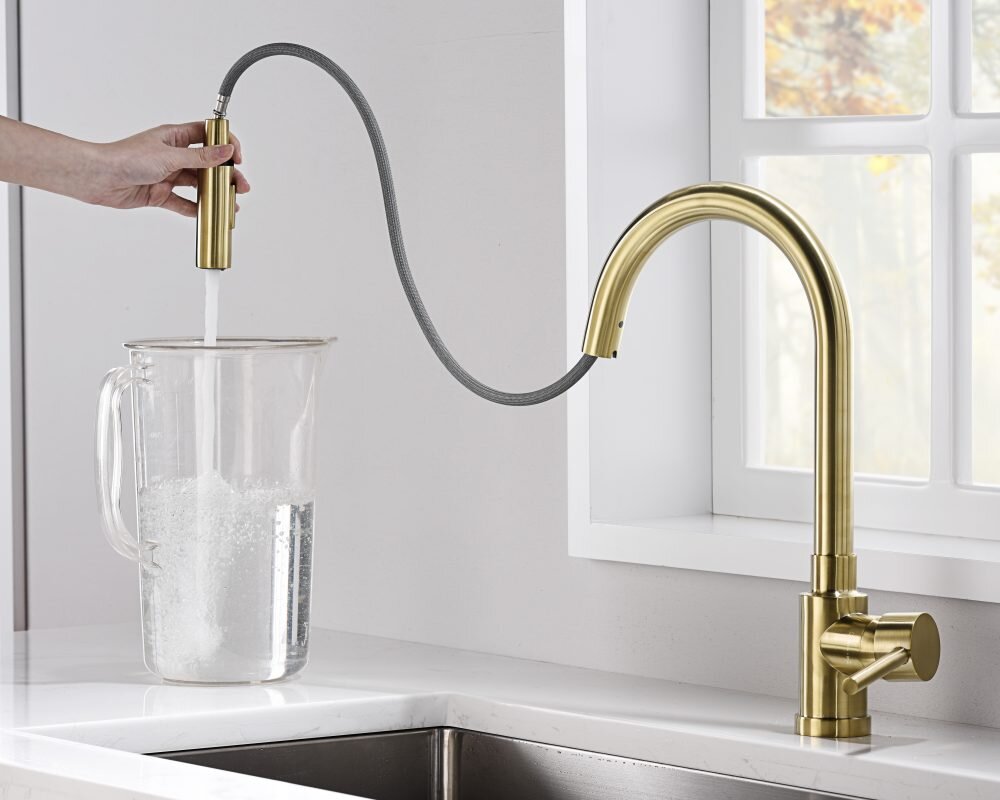 Gold kitchen faucet-3.jpg