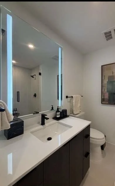 Dolphin Square Apartment, Miami, FL