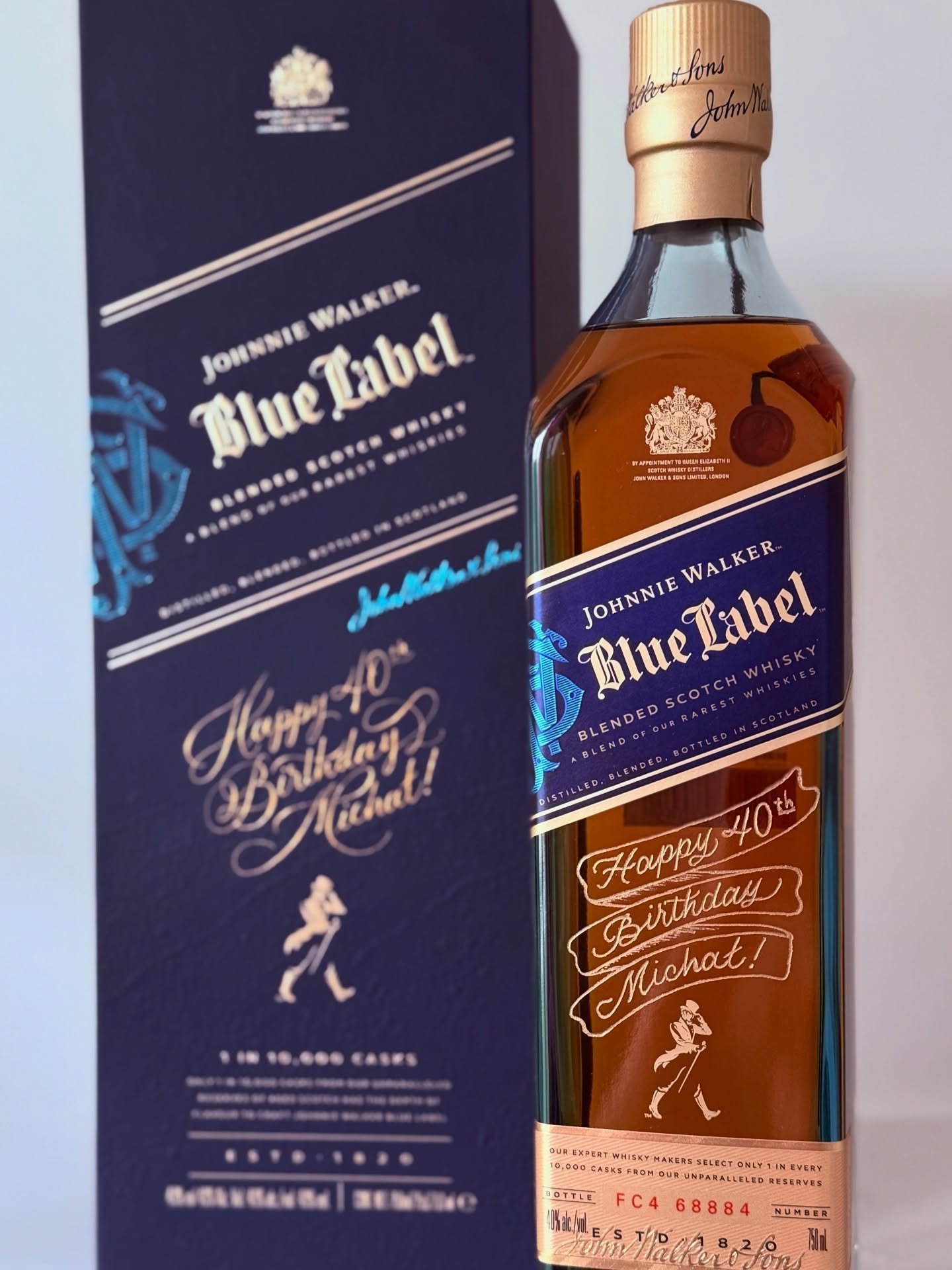 If your friend gifts you a hand-engraved bottle of Blue Label for your birthday&hellip; keep that friend forever. 😏 Cheers to Michał&mdash;now that&rsquo;s how you celebrate a birthday! 🥃
✨
Have someone worth a bottle of Blue? I&rsquo;m your engrav