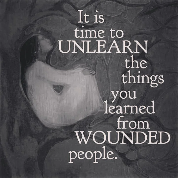 I&rsquo;m a strong believer that we don&rsquo;t get over things, we learn to move through them...that learning really means to learn something new, to give yourself the gift of doing something differently. Are you ready? XOXO Lynn

#psychotherapist #