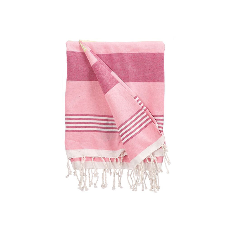 TOALHA DE PRAIA ROSA COM NOME BORDADO