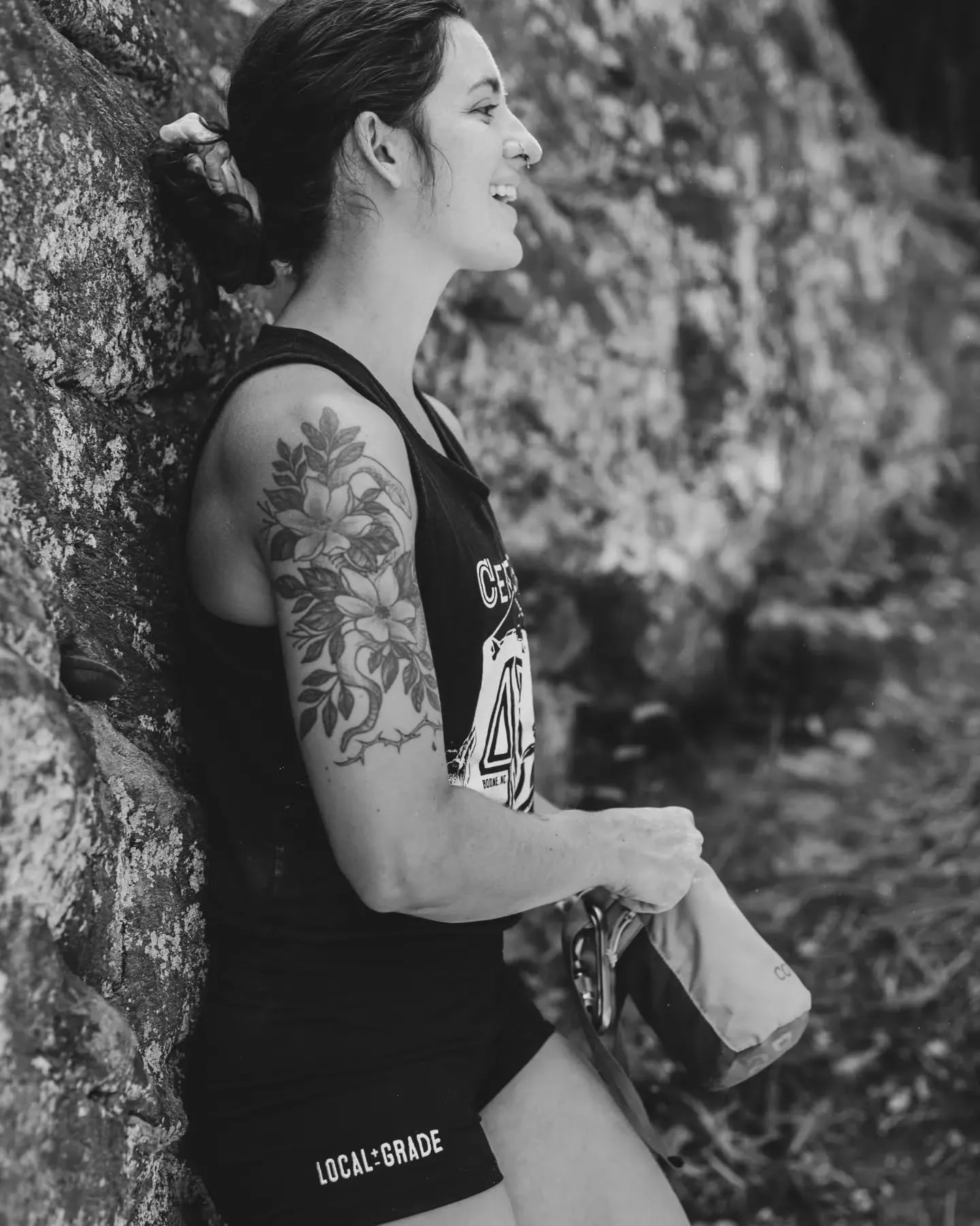 Local grade team member @restless_radish rocking our new spandex for a late summer session at the Greenway boulders. Head to our website or stop by Center45 to snag your own pair while the weather is still warm heading into the fall season!

Photo cr