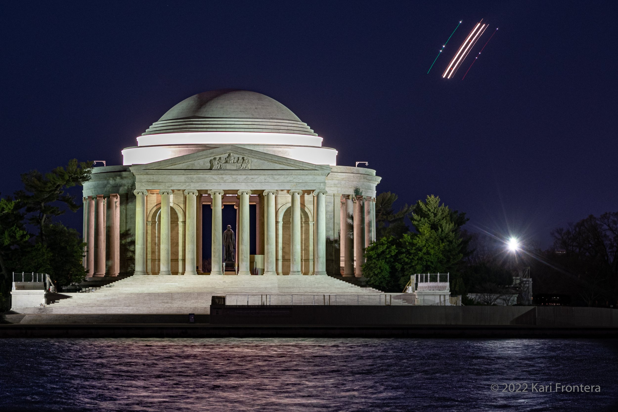 Jefferson Memorial at Dawn