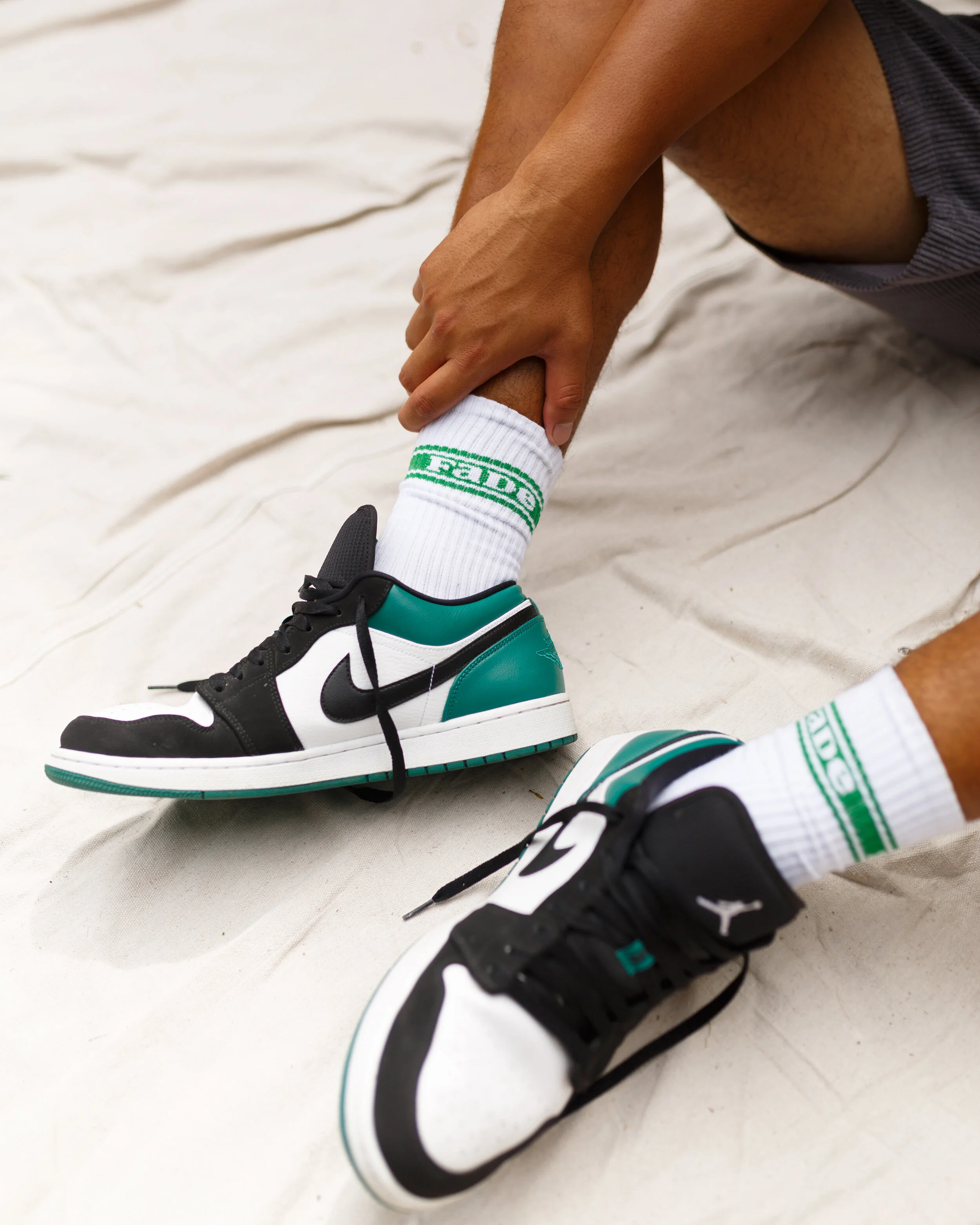 FADE AKL-210.jpg