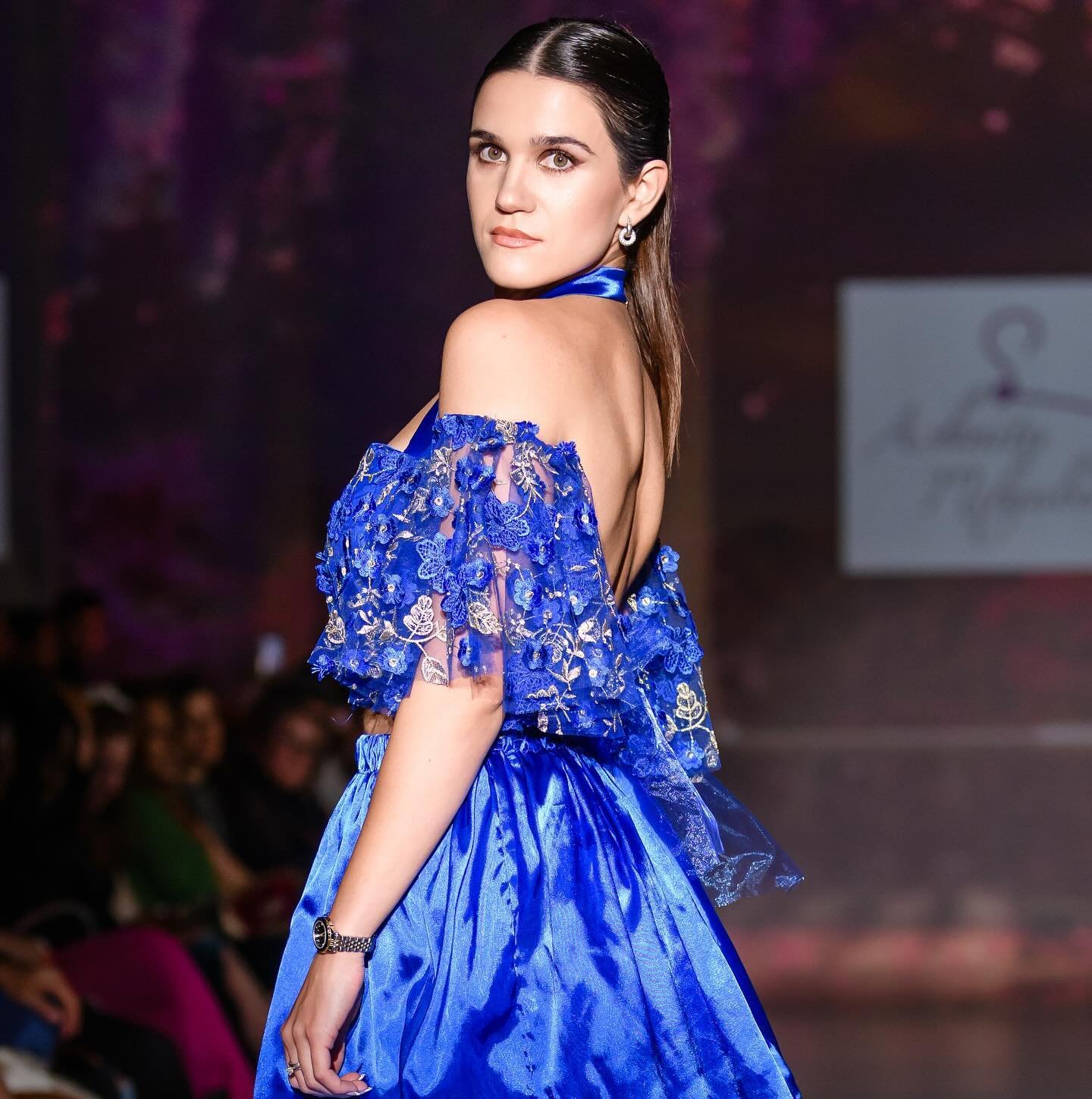Like an ocean in the most beautiful shade of blue 🌊 
.
Designer @ashnita_mehjabeen 
📸 @jimorgillphotography 
Event: @startupfashionweek
Exec. Producer: @jodigoodfellow
Lead Asst. Producer | Dir. of Media: @batchan.official
Asst. Producer: @itssothe