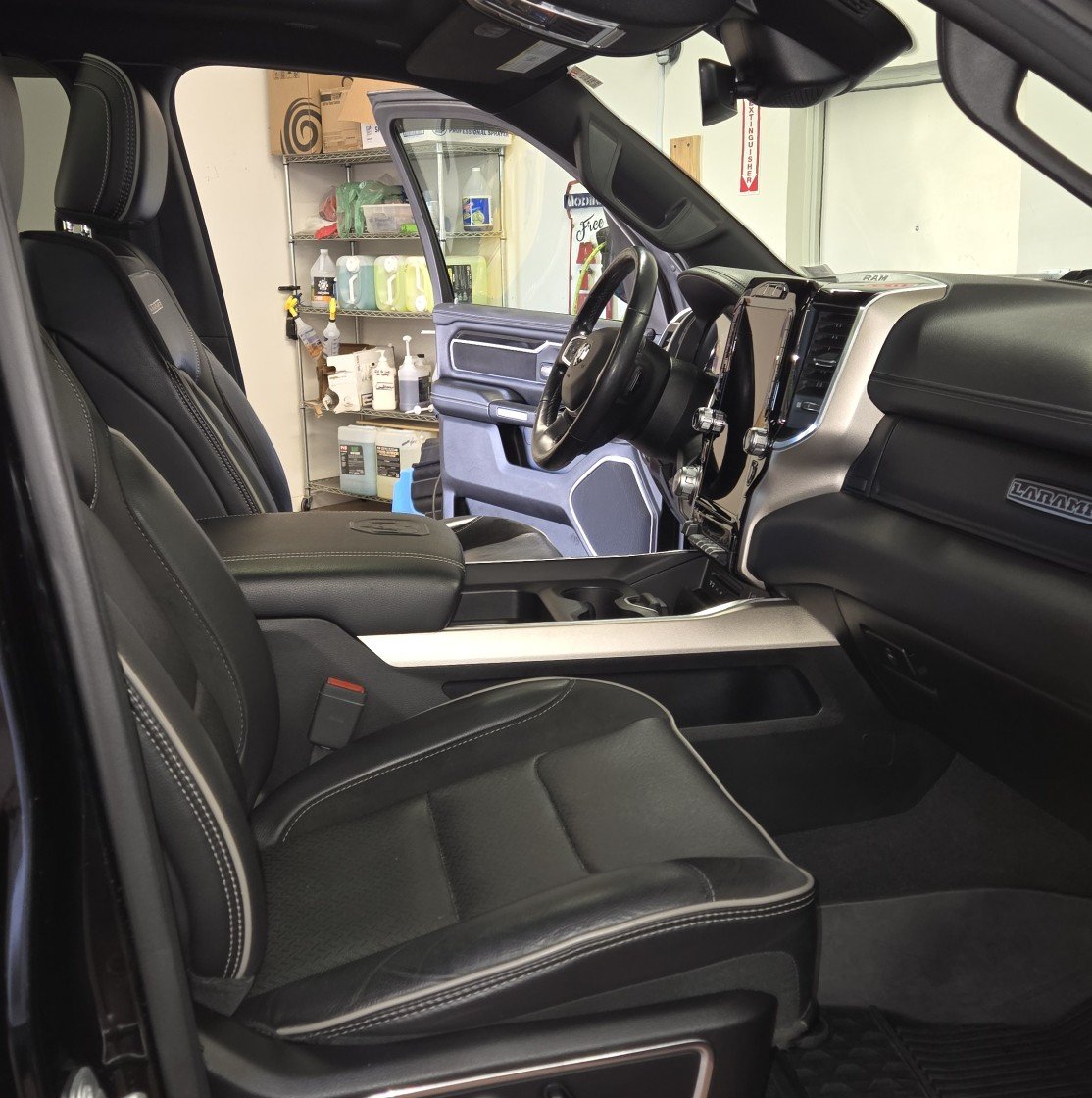 We're 🌟🌟🌟🌟🌟 5-star for a reason!

Blissful, ecstatic, worth it - the feelings you have when you come pick up your vehicle.

Deanautocleaning.com/services