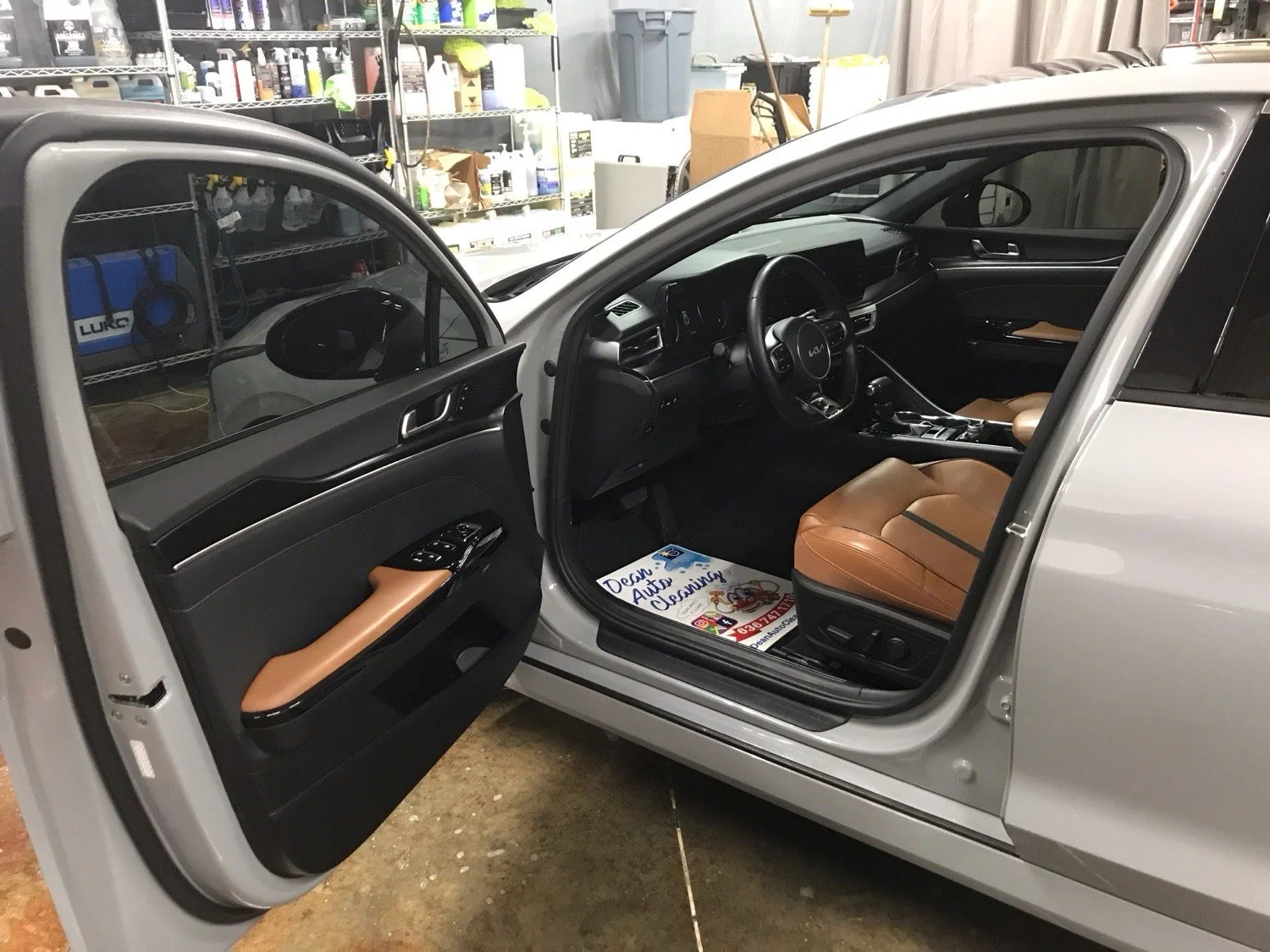 🚨 We're looking for feedback! ✍️
Have you seen our new booking page recently? Were you looking for interior only services?
If so, drop a comment 👇 

Deanautocleaning.com/services