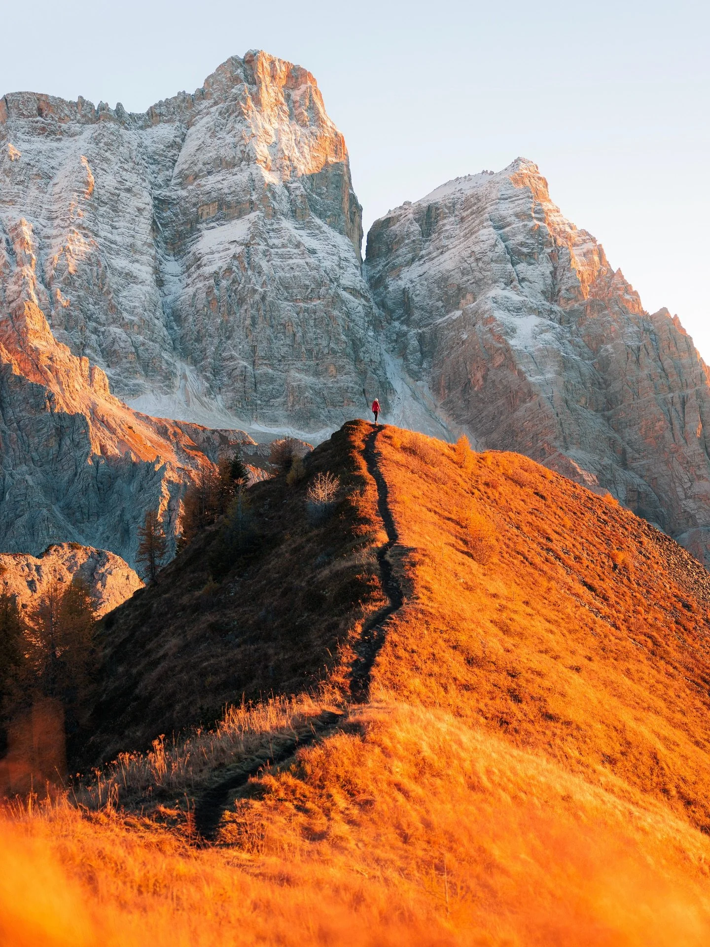 Chasing golden sunsets in the Alps ⛰️✨

Photos with @joshmcca 

Hiking, Italian Dolomites 
#dolomites #italianalps #mountains #hiking #dolomiti #alps #italy #italiandolomites #visitsouthtyrol #southtyrol #dolomity #hikinggirls