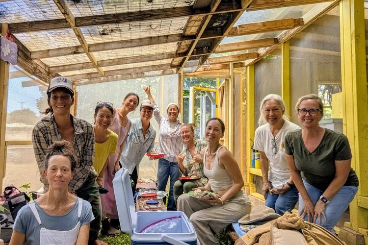 Cohort 6 of Beelieve University at Hoa ‘Āina O Mākaha apiary