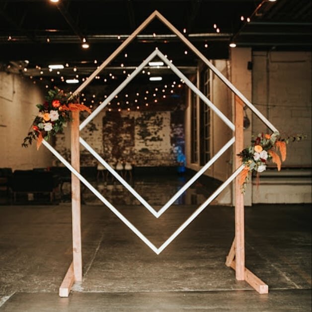 Looking to make a statement?
We offer over 30 different Arbors and Backdrops!
Head over to www.supplyevents.com
to check out all of our rental goodies.
.
.
Photographer: @theboldamericana
Venue: @eventsfuelhousekc
Designer/Planner/Paper
Florist: @goo