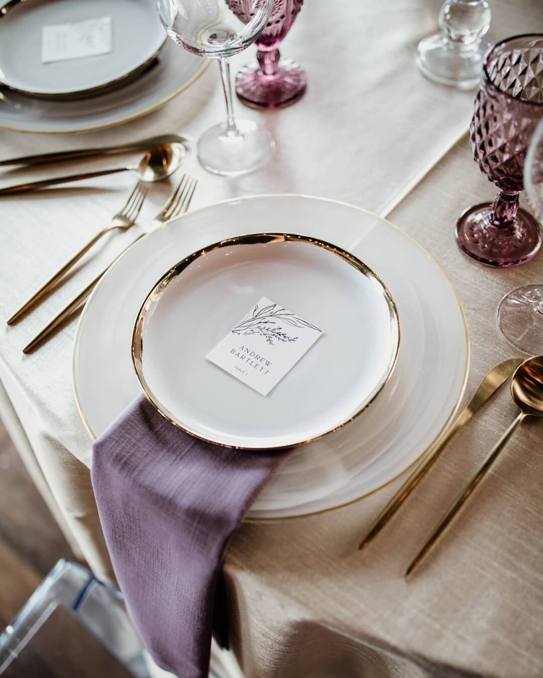 Loving this elegant and charming table setting with the pops of purple and warm neutrals.
.
.
Photography @abbeyregnier.photography
Coordination &amp; Design @dana.ashley.events
Invitations &amp; Stationary @yellowbrickgraphics
Rentals @supplyevent
L