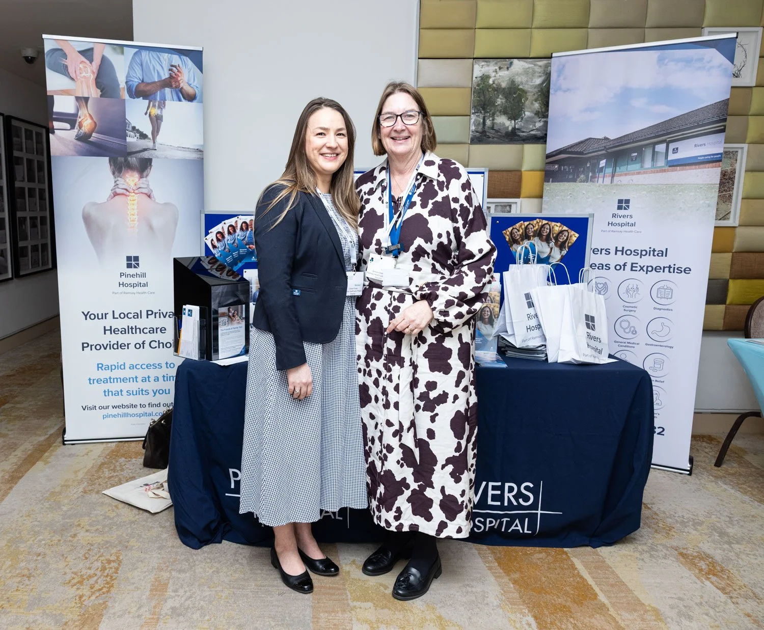 WiB 26 - stands - for web-25.jpg