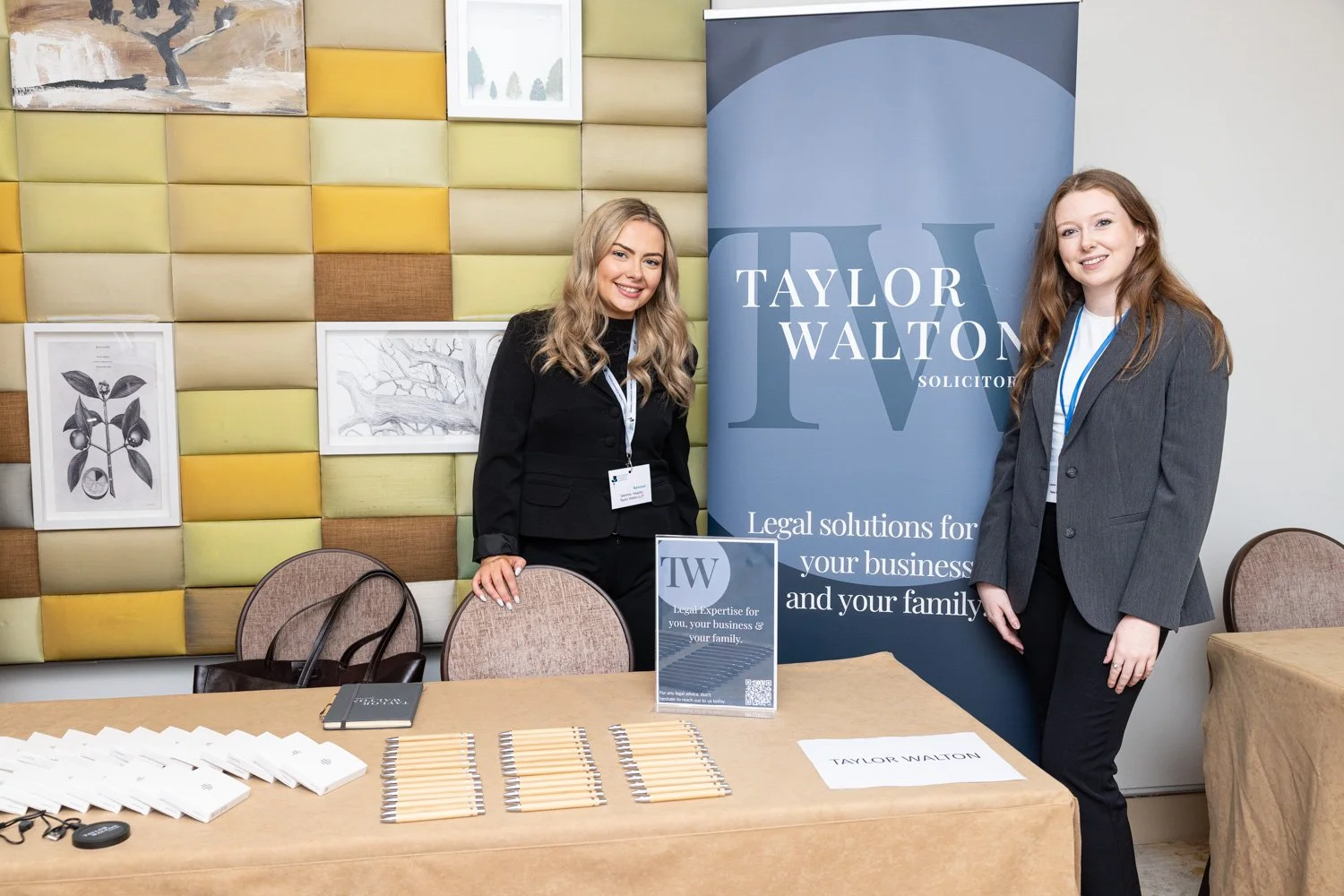 WiB 26 - stands - for web-14.jpg