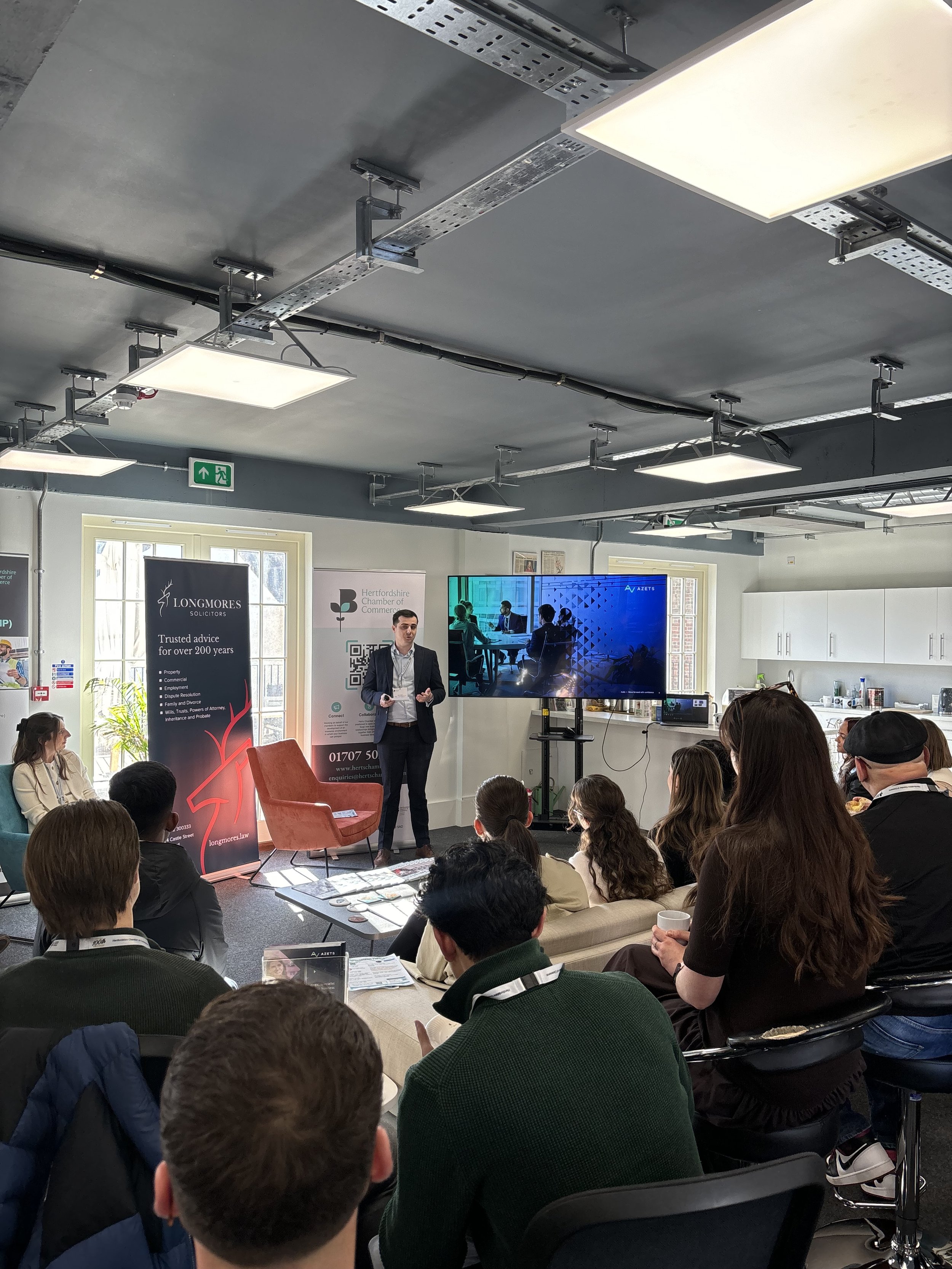 Young Business Professionals Networking Breakfast 