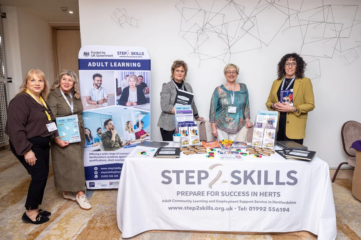 WiB 26 - stands - for web-9.jpg