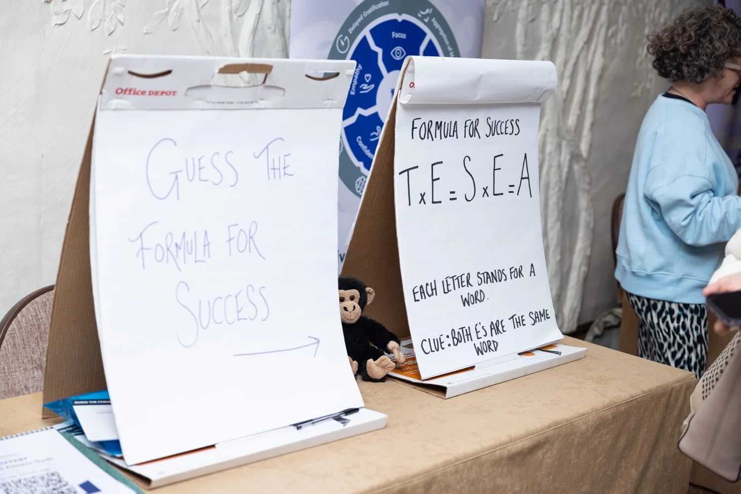 WiB 26 - stands - for web-20.jpg