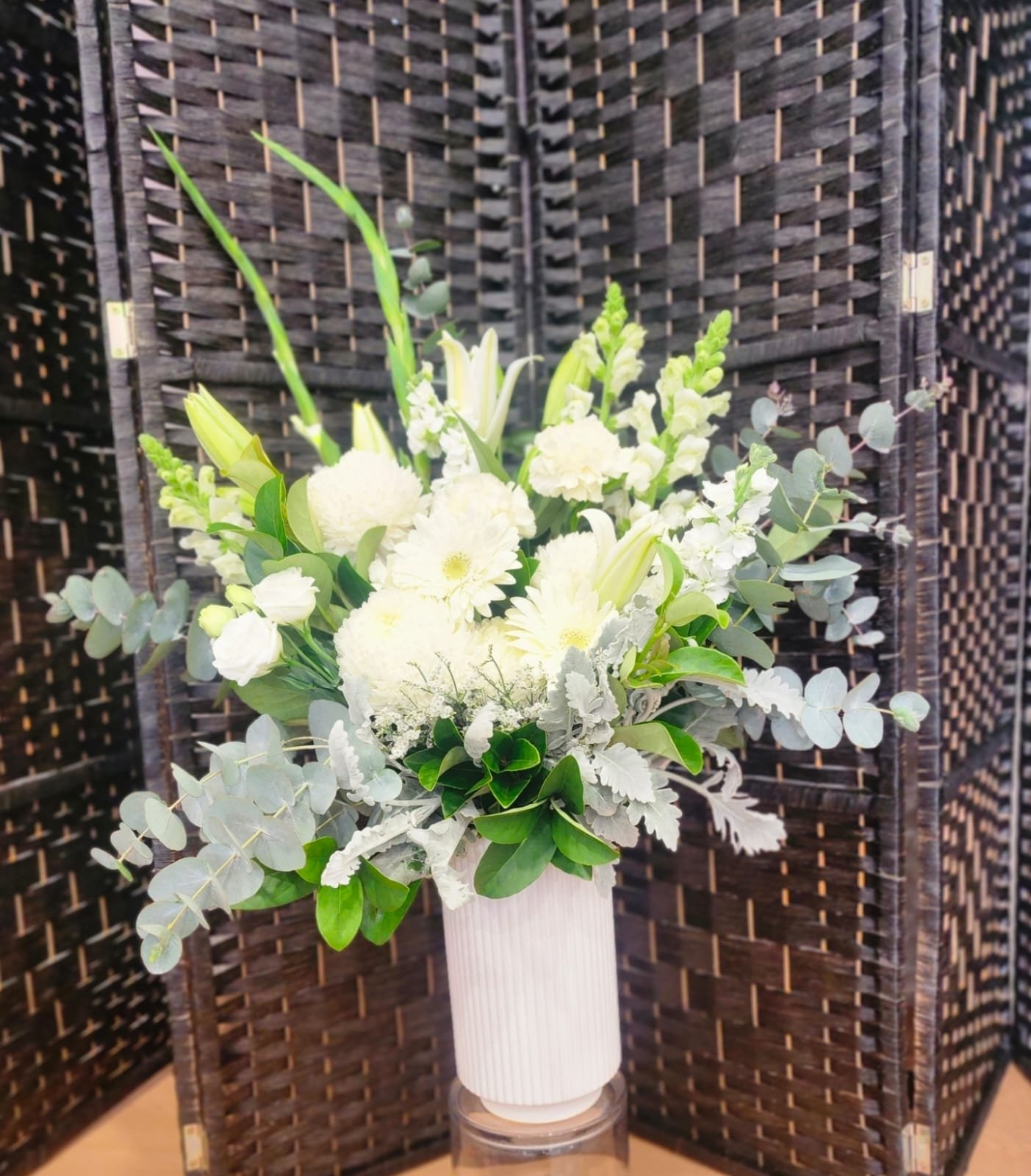 Vase arrangements .jpeg