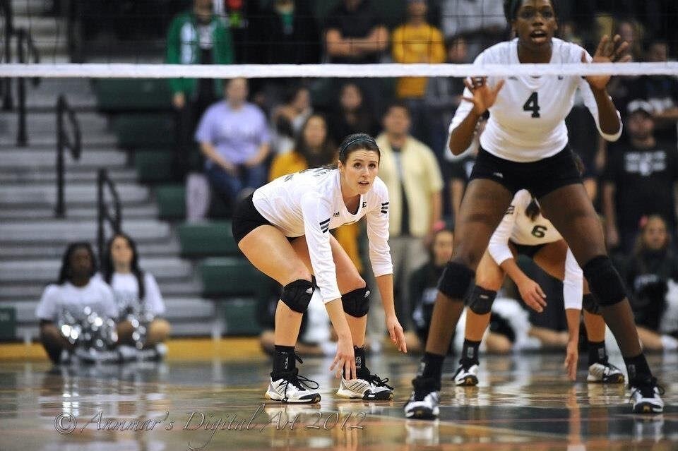 ✨Self-Reflection Sunday ✨

👉🏻 throwback to my indoor days 🏐.

My mindset has changed SO much over the years. I was hell-bent on results in high school and college - win or die [even off the court]. This, coupled with poor sleep, way too much sugar