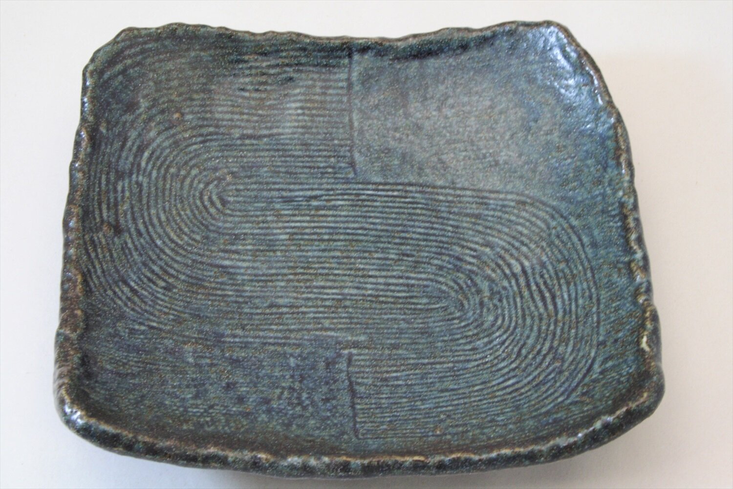 138-6040 Blue deformed square mid plate