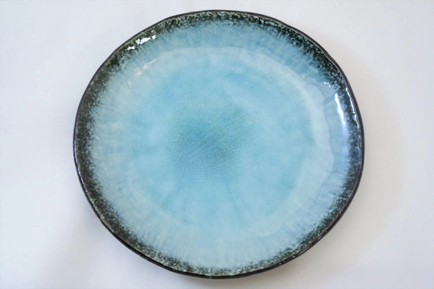 128-3485 Blue crackle-glaze dinner plate