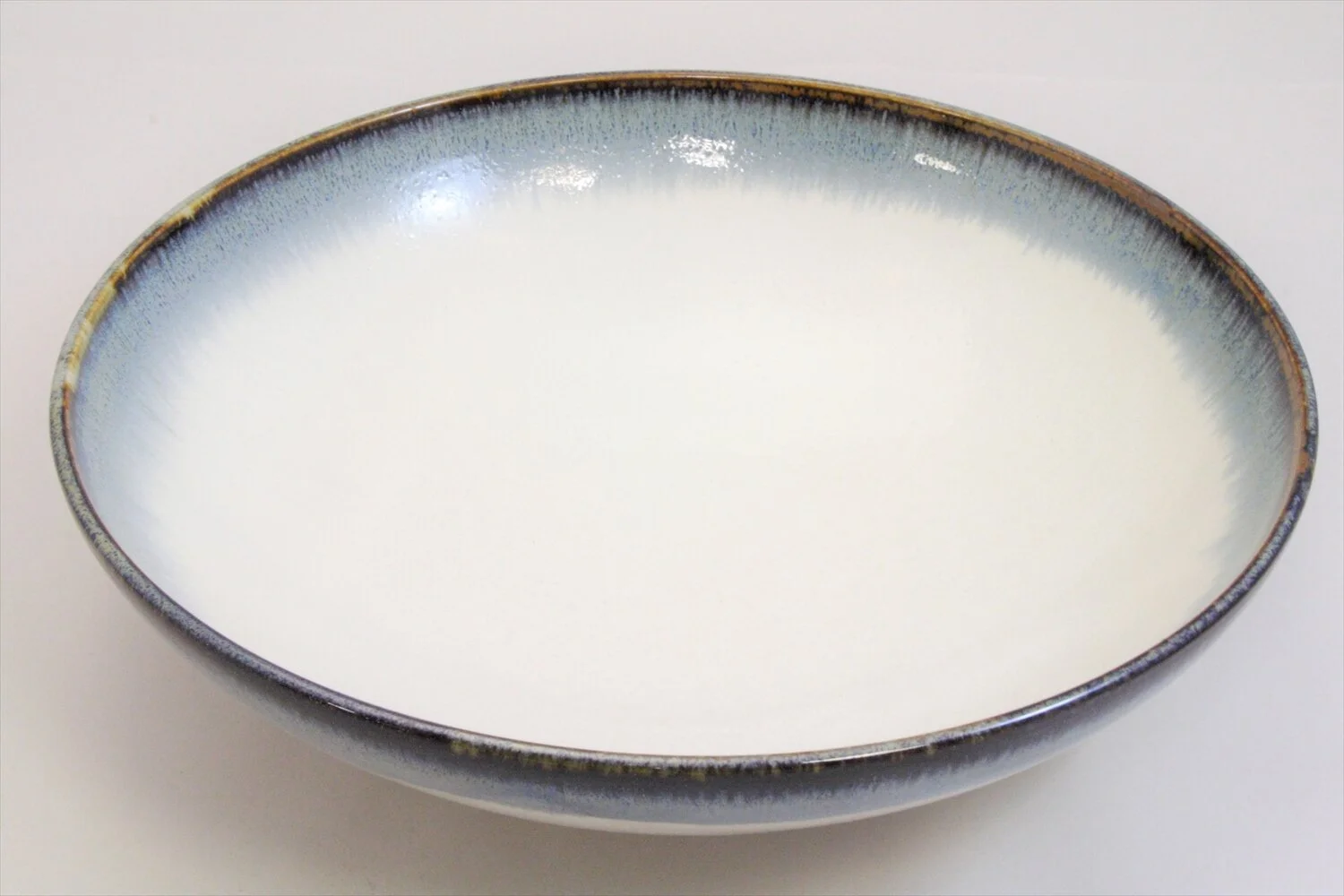218-4556 White serving bowl with blue edge