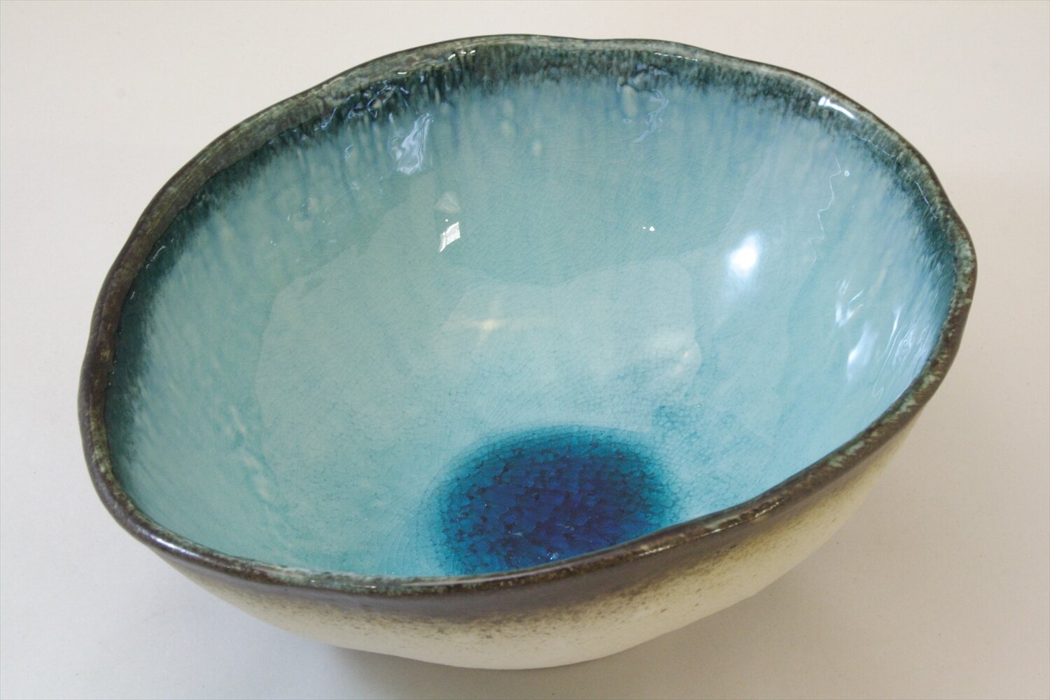 211-0146 Blue crackle-glaze oval serving bowl