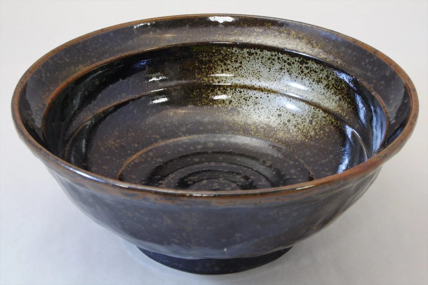 248-3628 Splash on brownish black ramen bowl