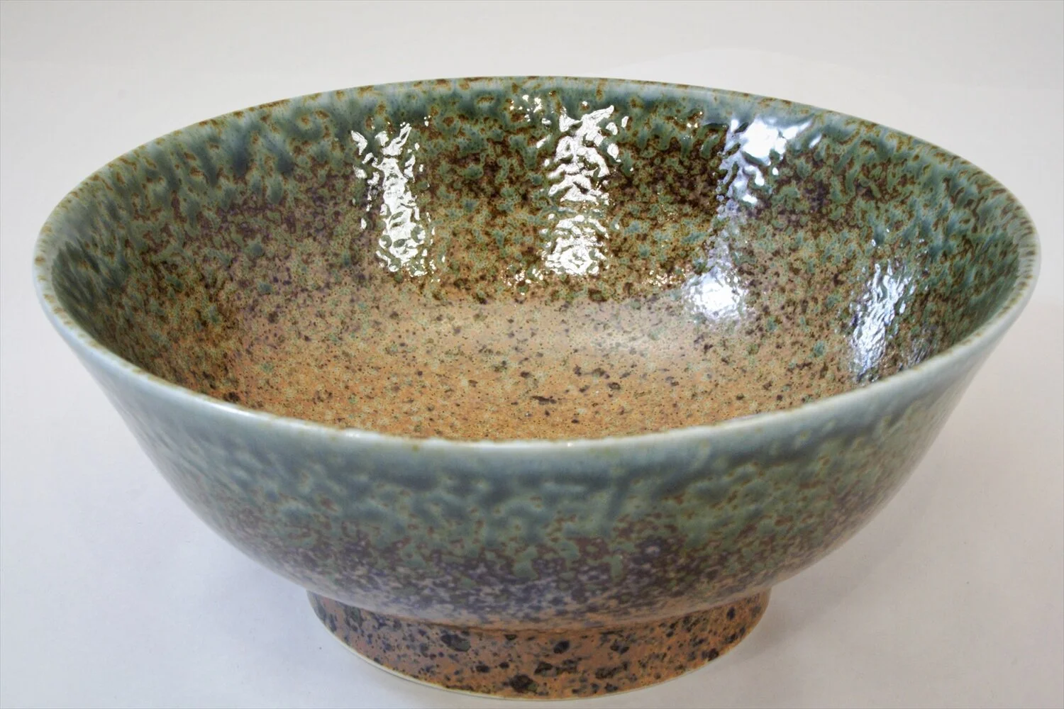 248-3751 Blue on brown ramen bowl