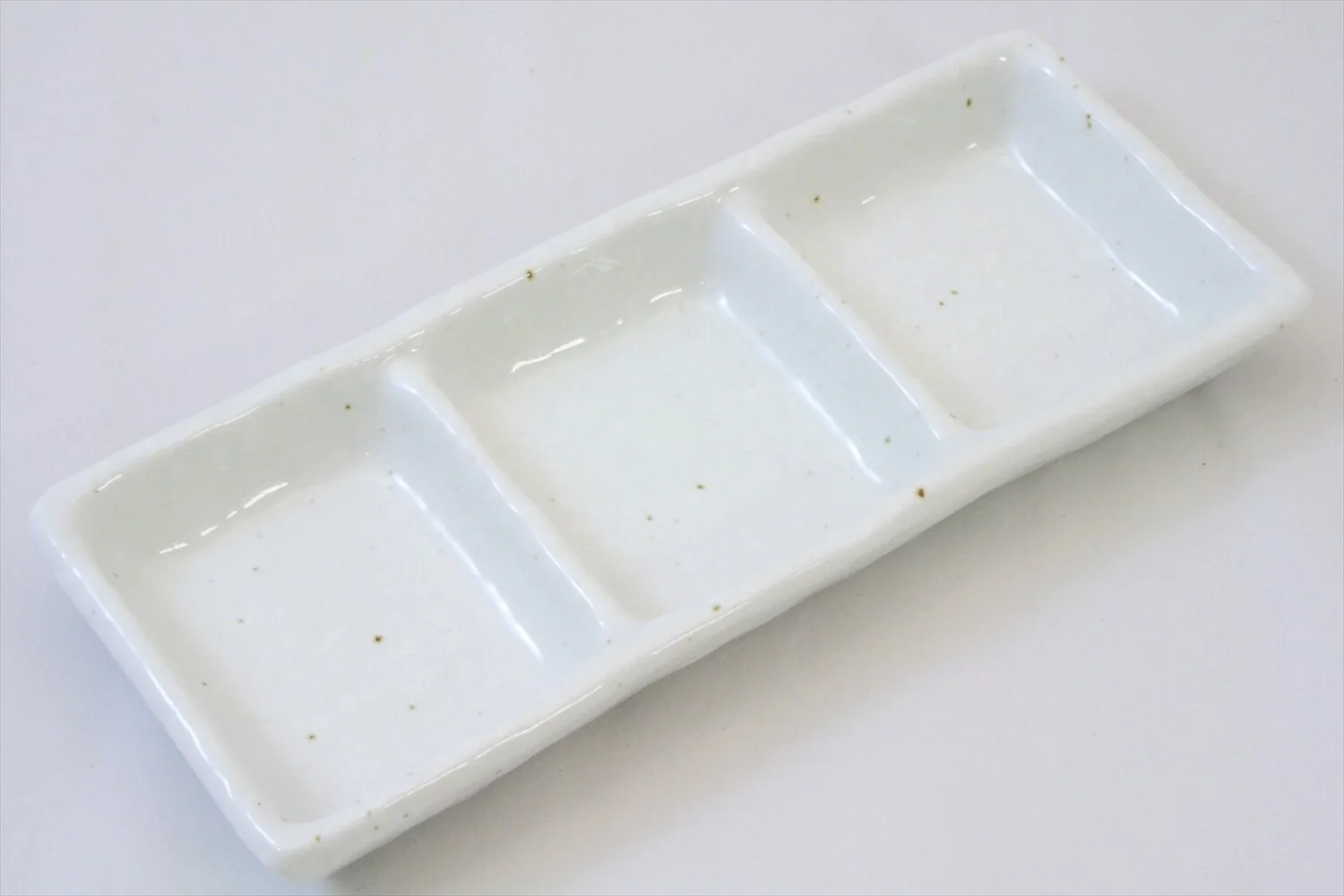 438-3694 Three sectioned White sauce dish