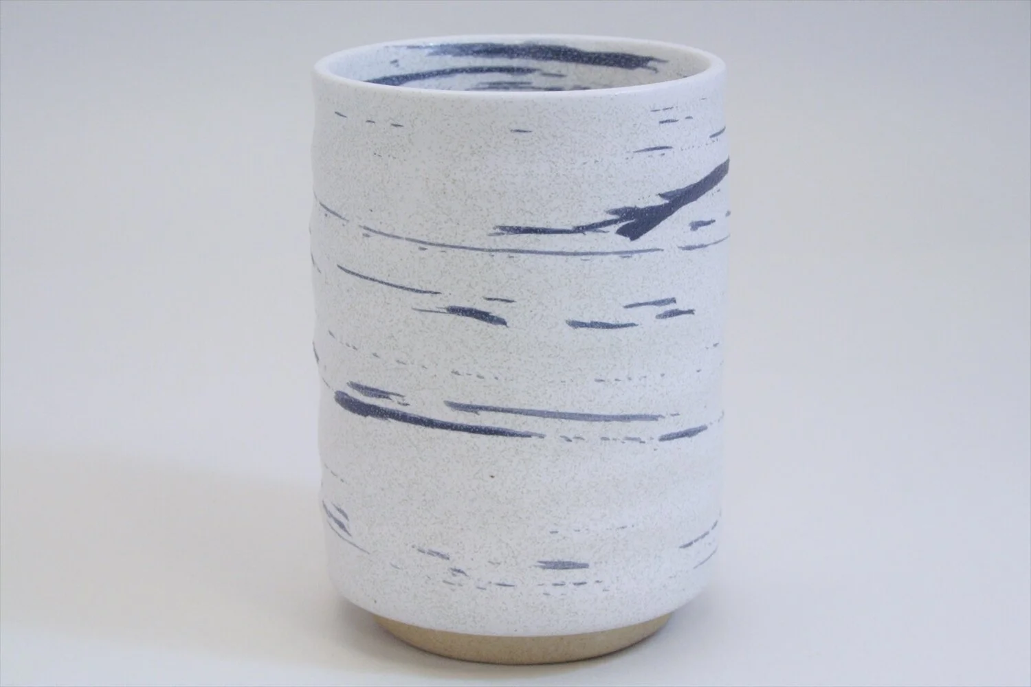 528-2271 Grey on white large tea cup