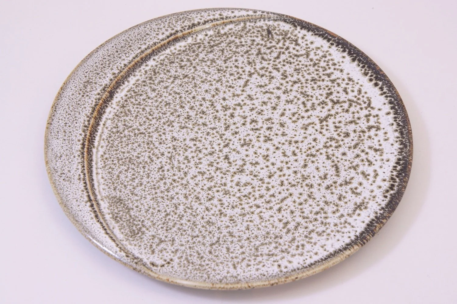 131-0499 Grey mid palte