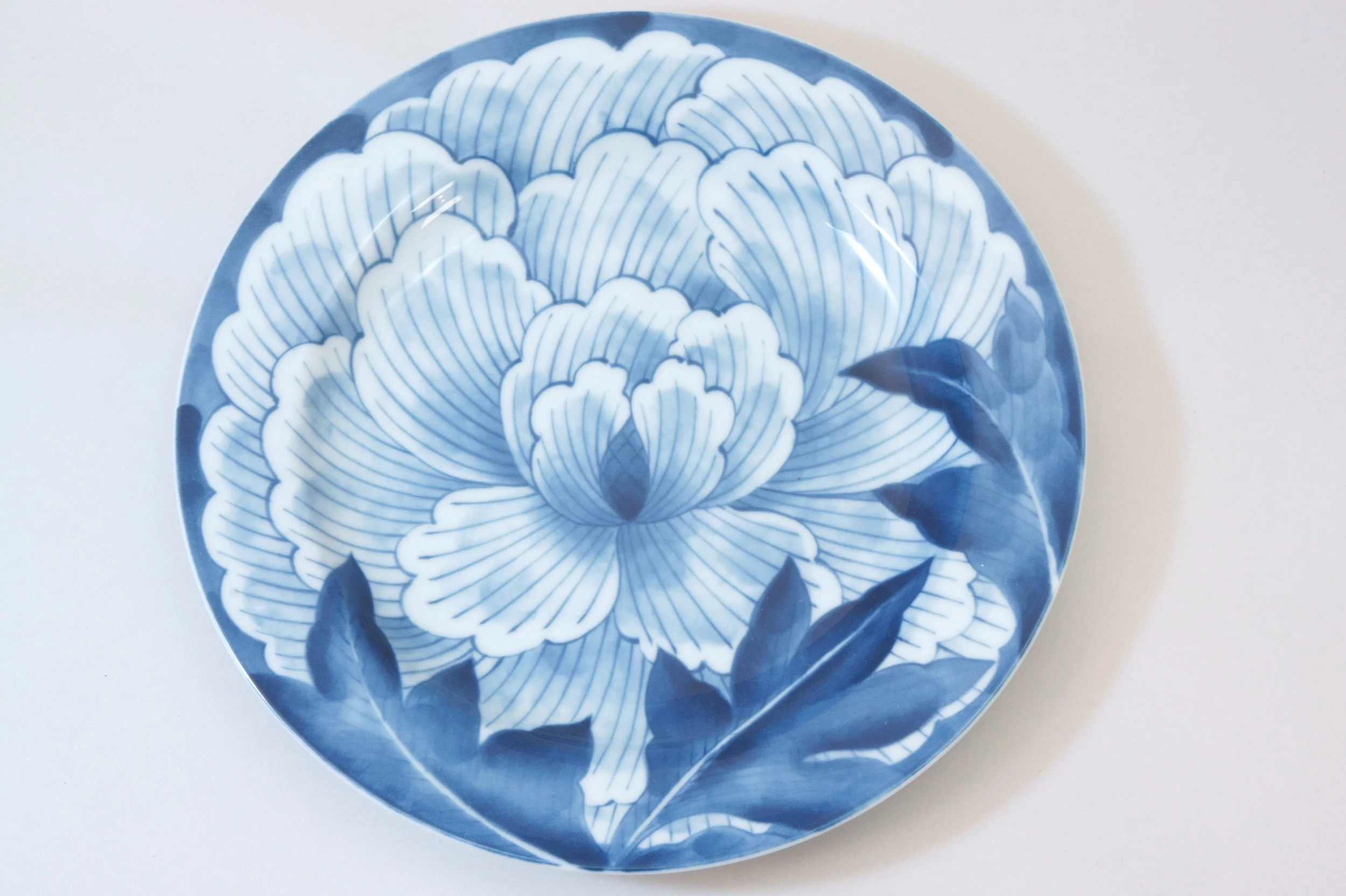 121-1038 Peony round plate 24cm