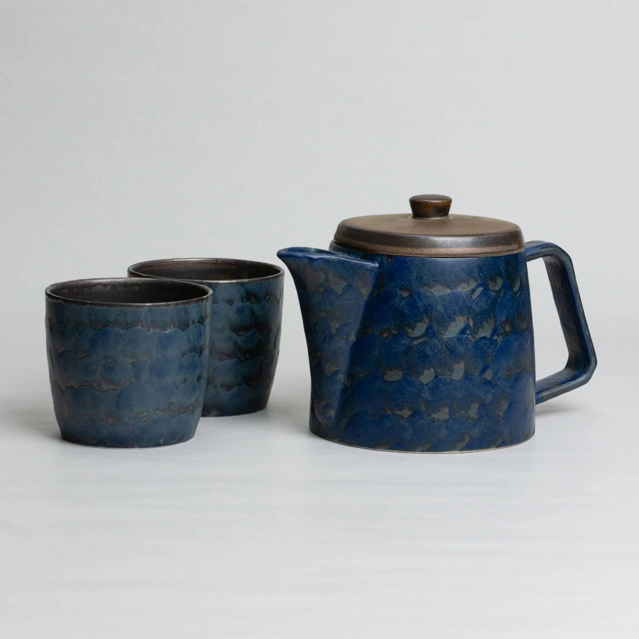 851-1026 Blue tea set 1:2