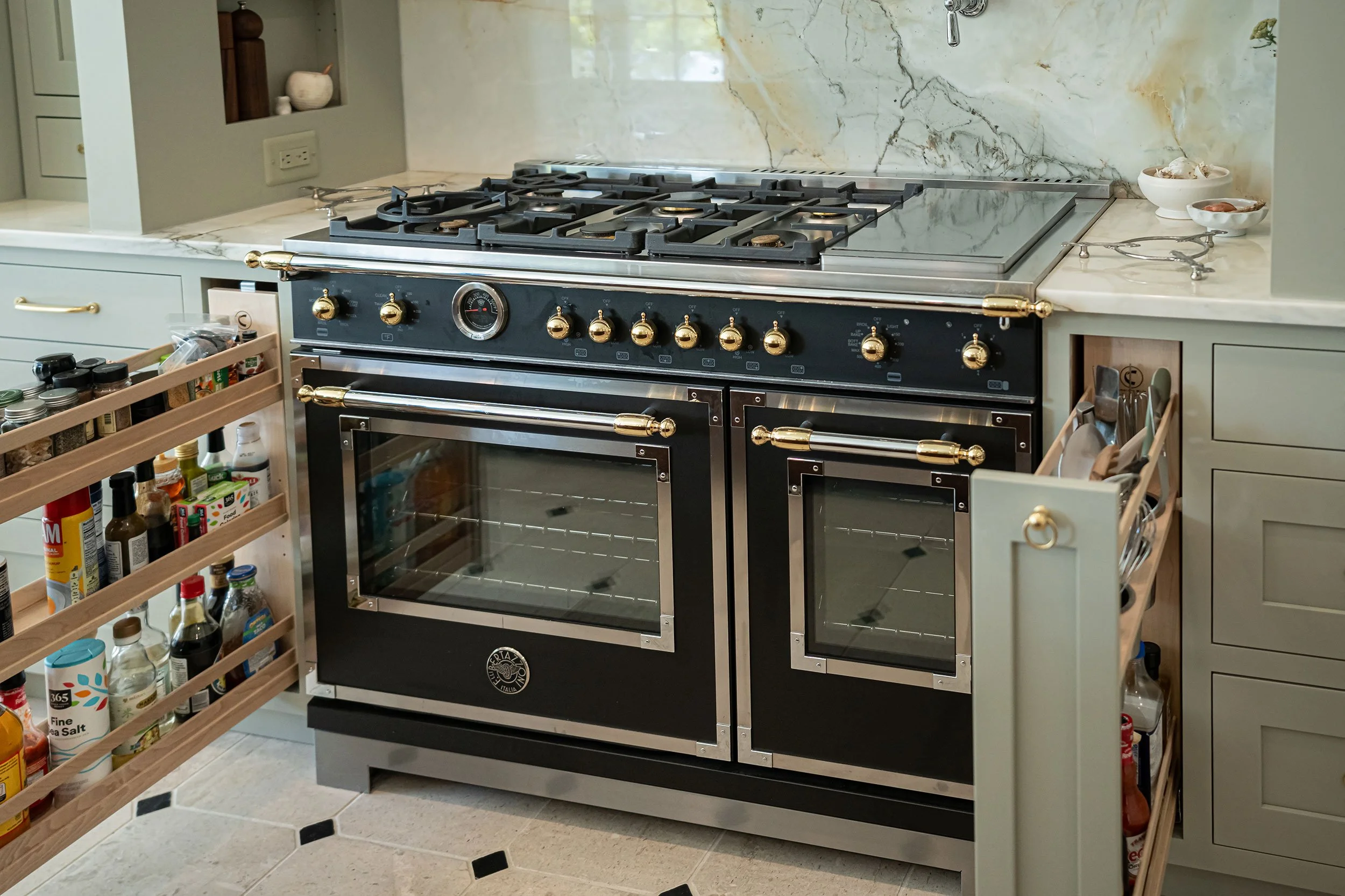 The-English-Manor-Custom-Cabinetry-011.jpg