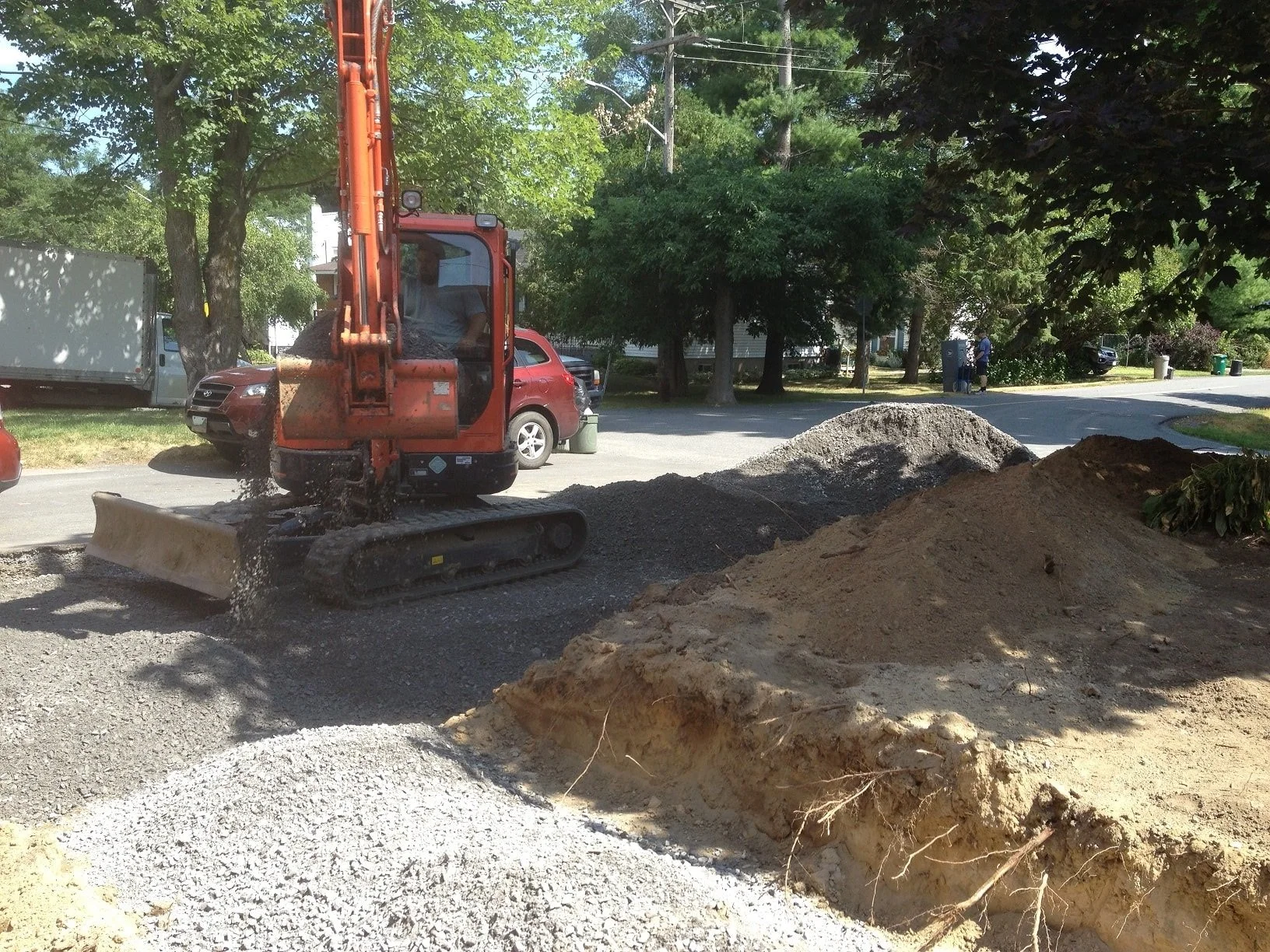 862 maplewood outside 2.jpg