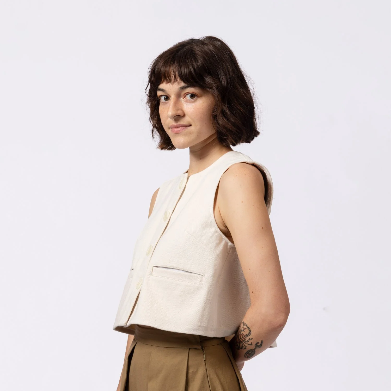 elova-top-model2-side-01.jpg
