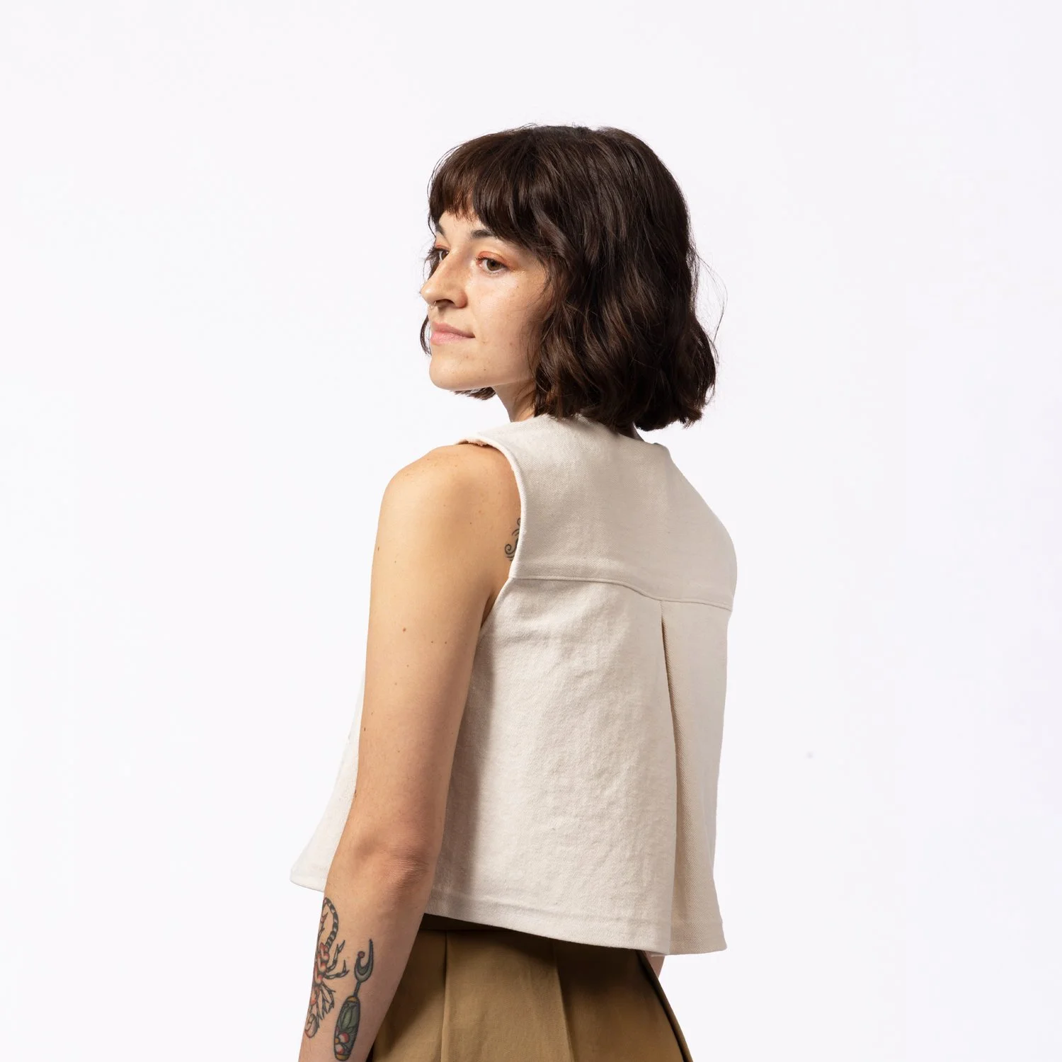 elova-top-model2-back-01.jpg