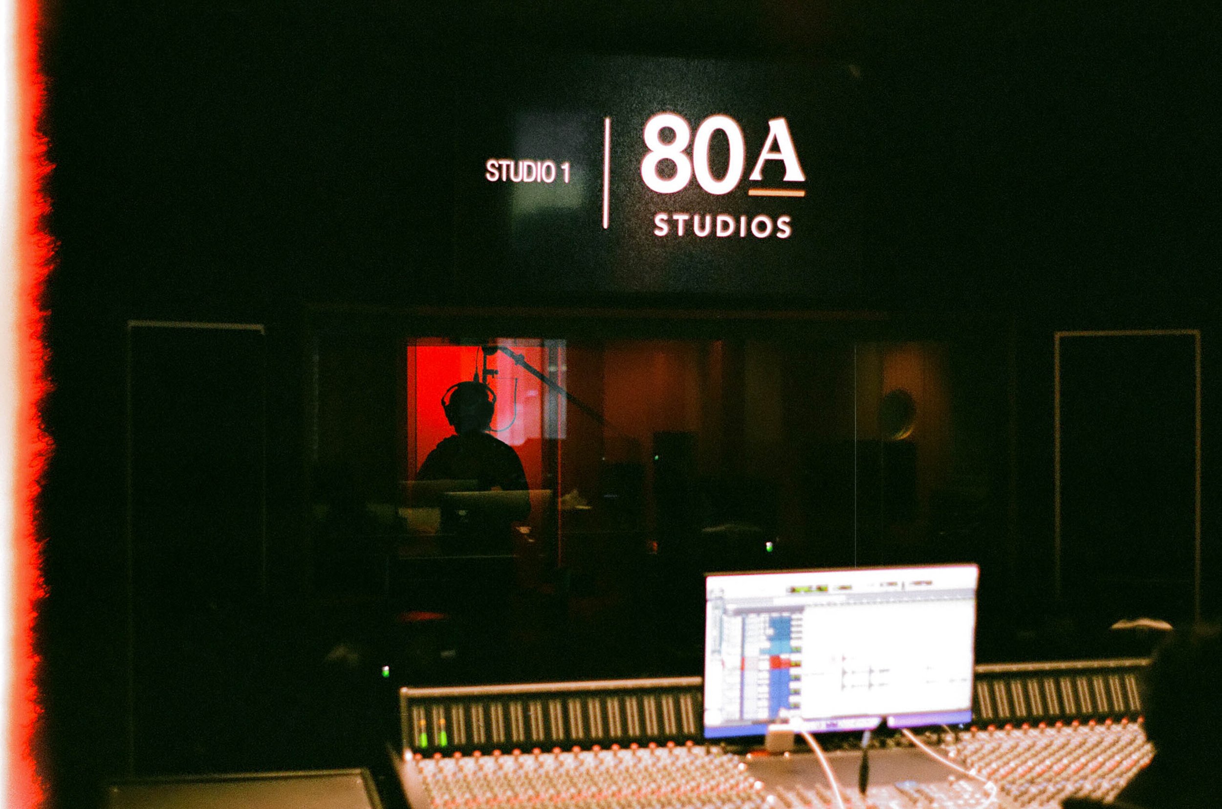 Rêve - 80A BTS (by @35mmmtl) 1.jpg