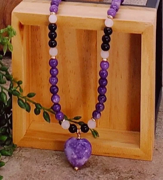 Lepidolite and Onyx Necklace