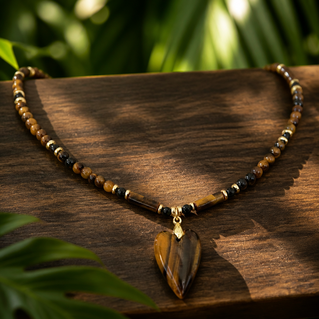 Tiger_eye_heart_necklace2[1].png