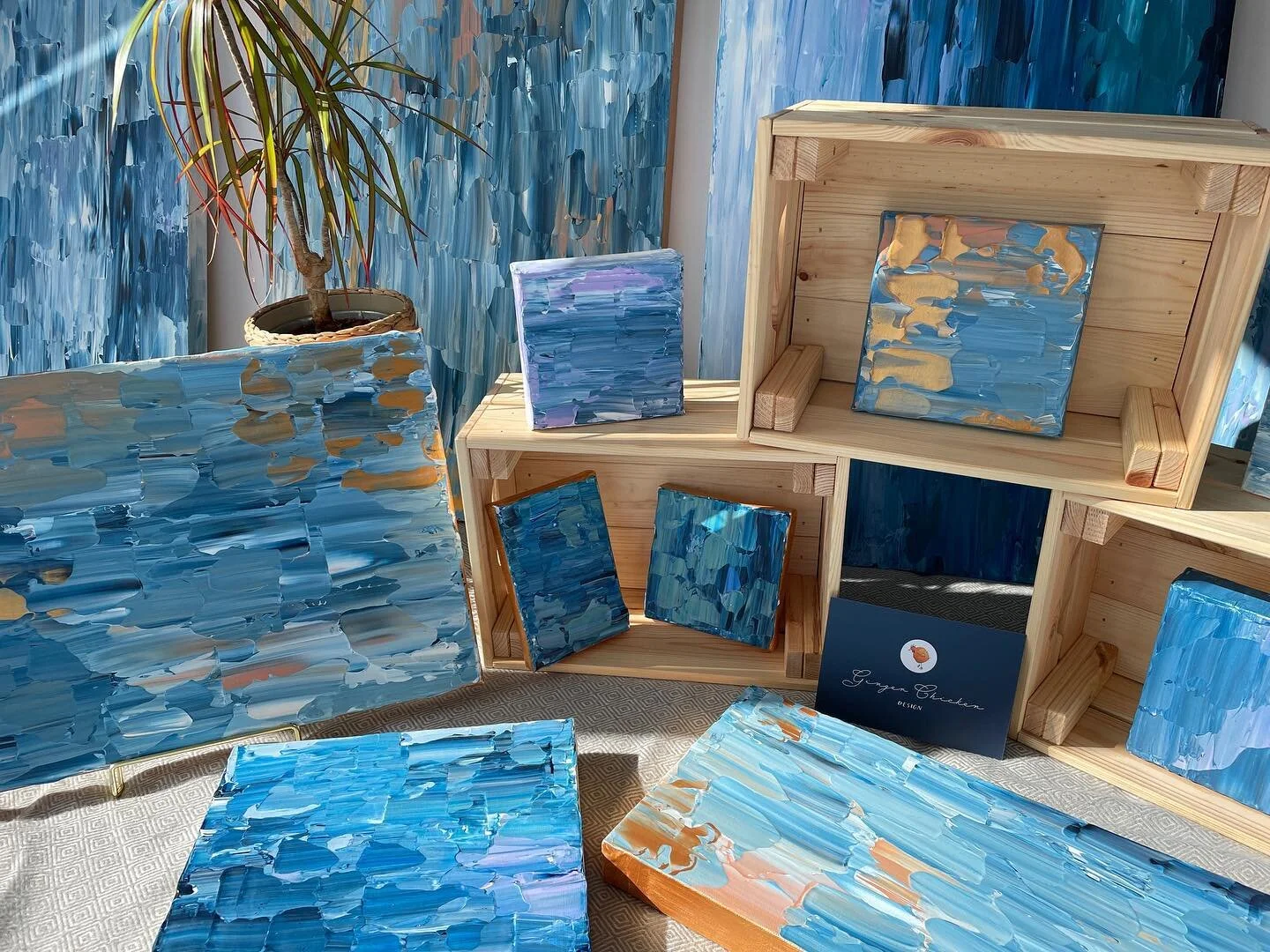 Get ready for the new canvas launch! 7pm GMT on Friday 18th March! 

Use the button in this post to set your reminder! The canvases will be available to buy on the website- use the link in bio. 

Every single canvas is completely unique painted by me