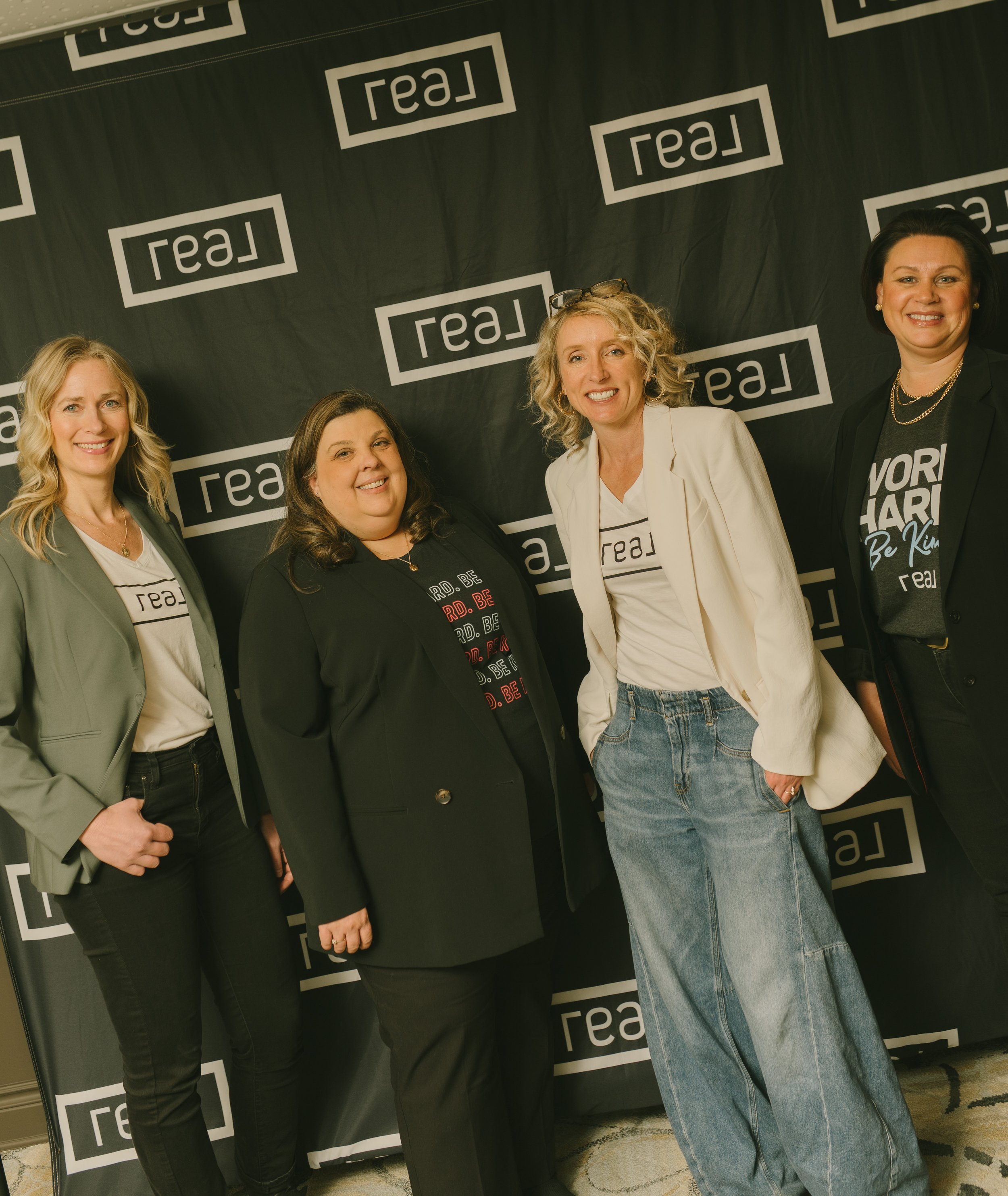 Celebrating Excellence: Real Estate Collective Recognized in the 2025 Q4 Top 20 Agent Awards