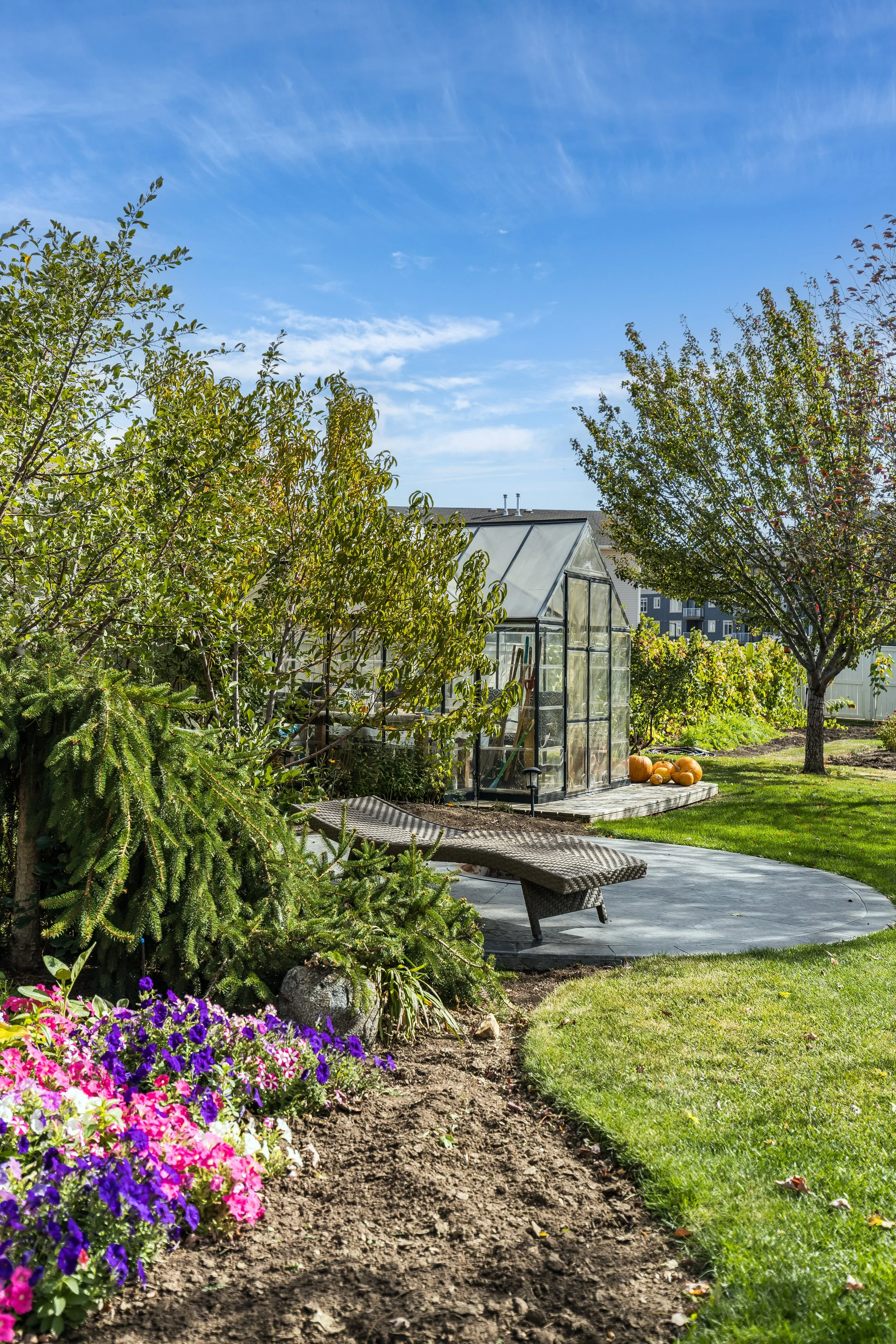 85 Terrace Cl NE Exterior8.jpg